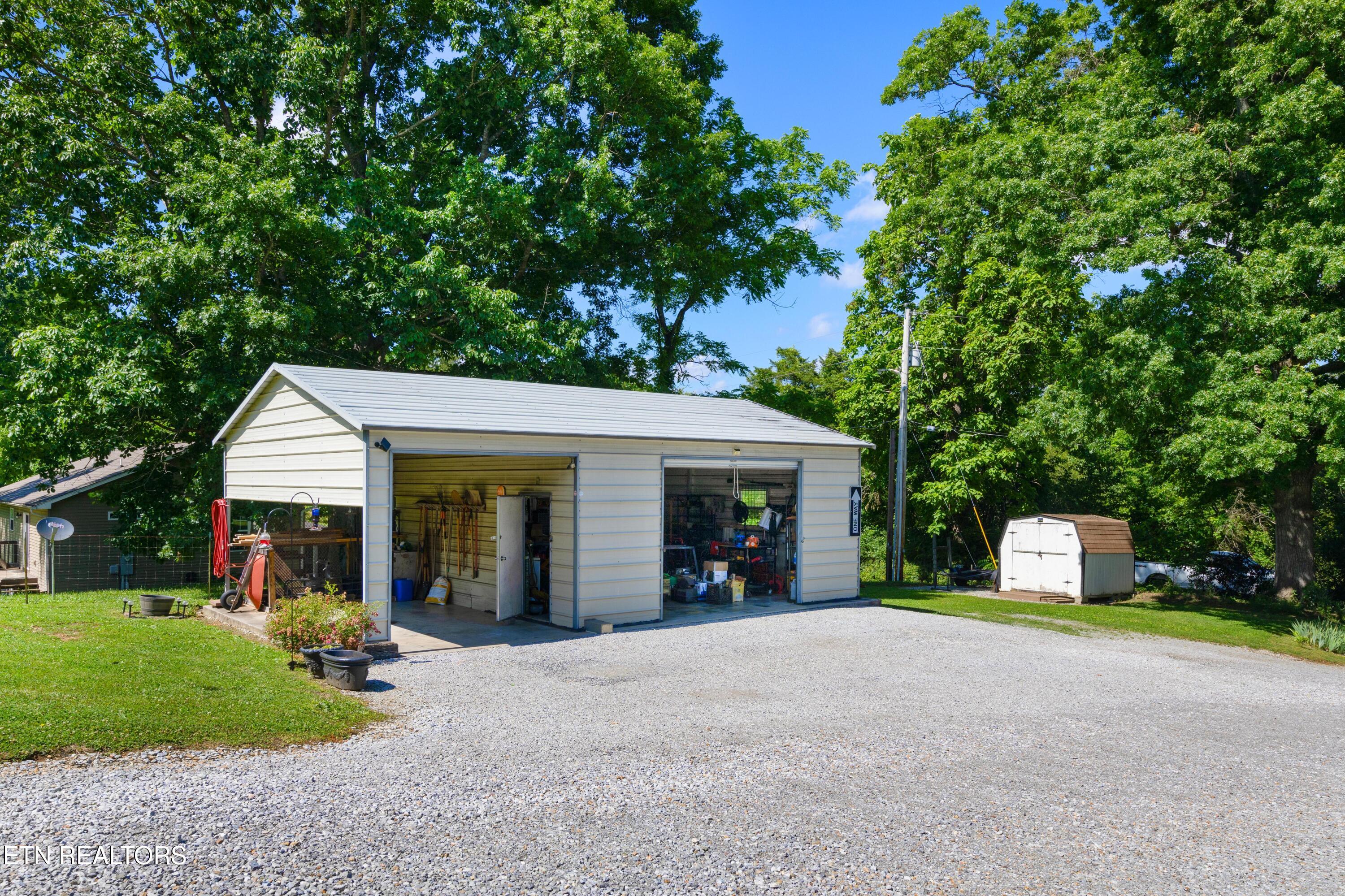 120 Magnolia Lane Jacksboro TN 37757