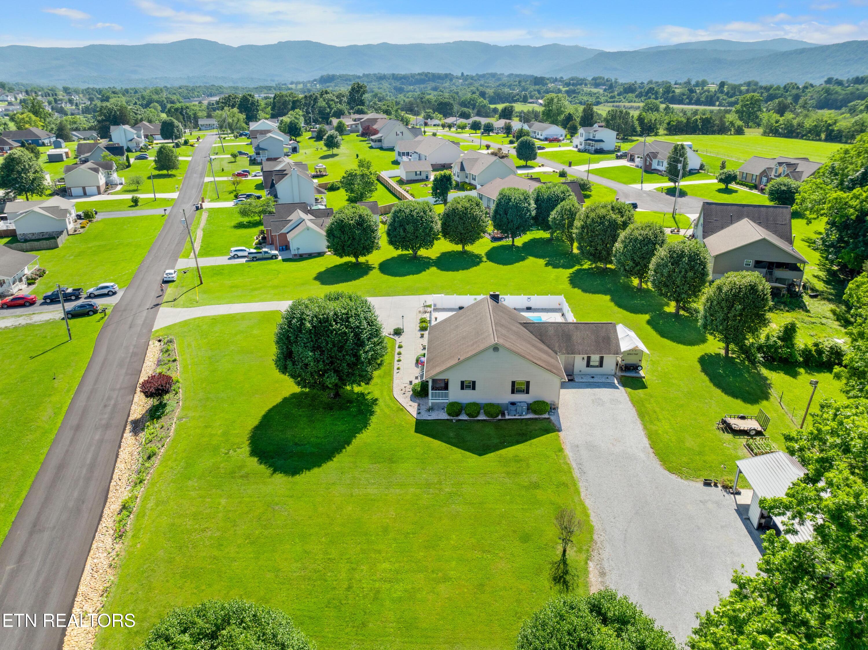 120 Magnolia Lane Jacksboro TN 37757