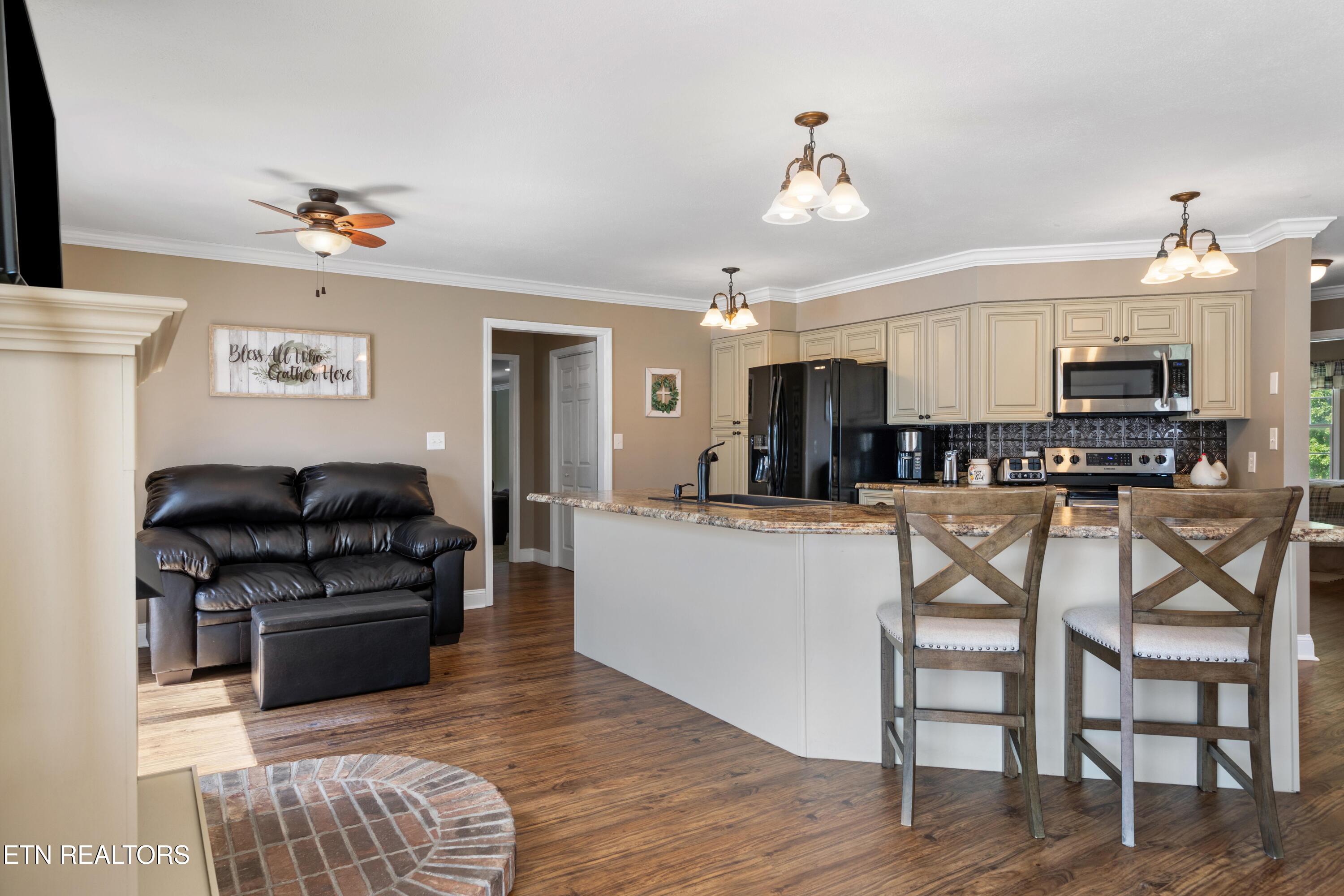 120 Magnolia Lane Jacksboro TN 37757