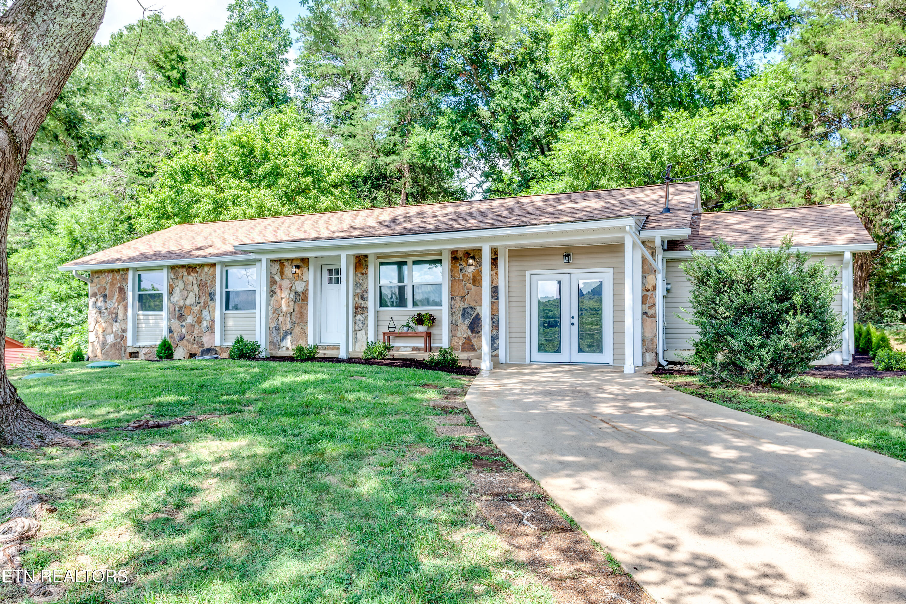 8224 Tumbleweed Trail Knoxville TN 37920