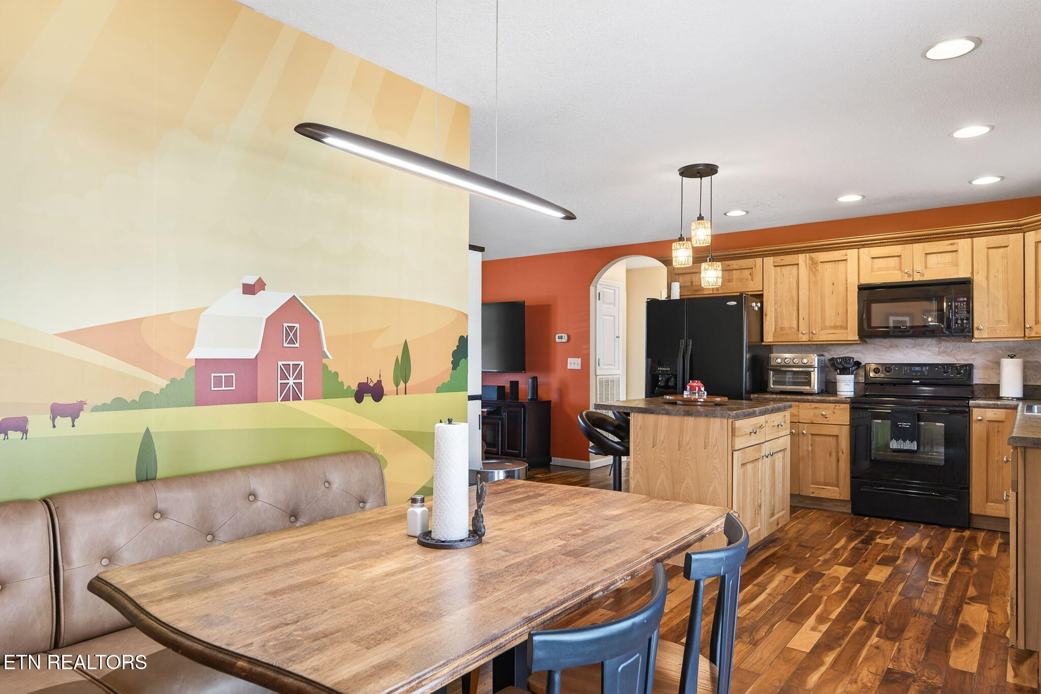 314 W Walnut Street Madisonville TN 37354