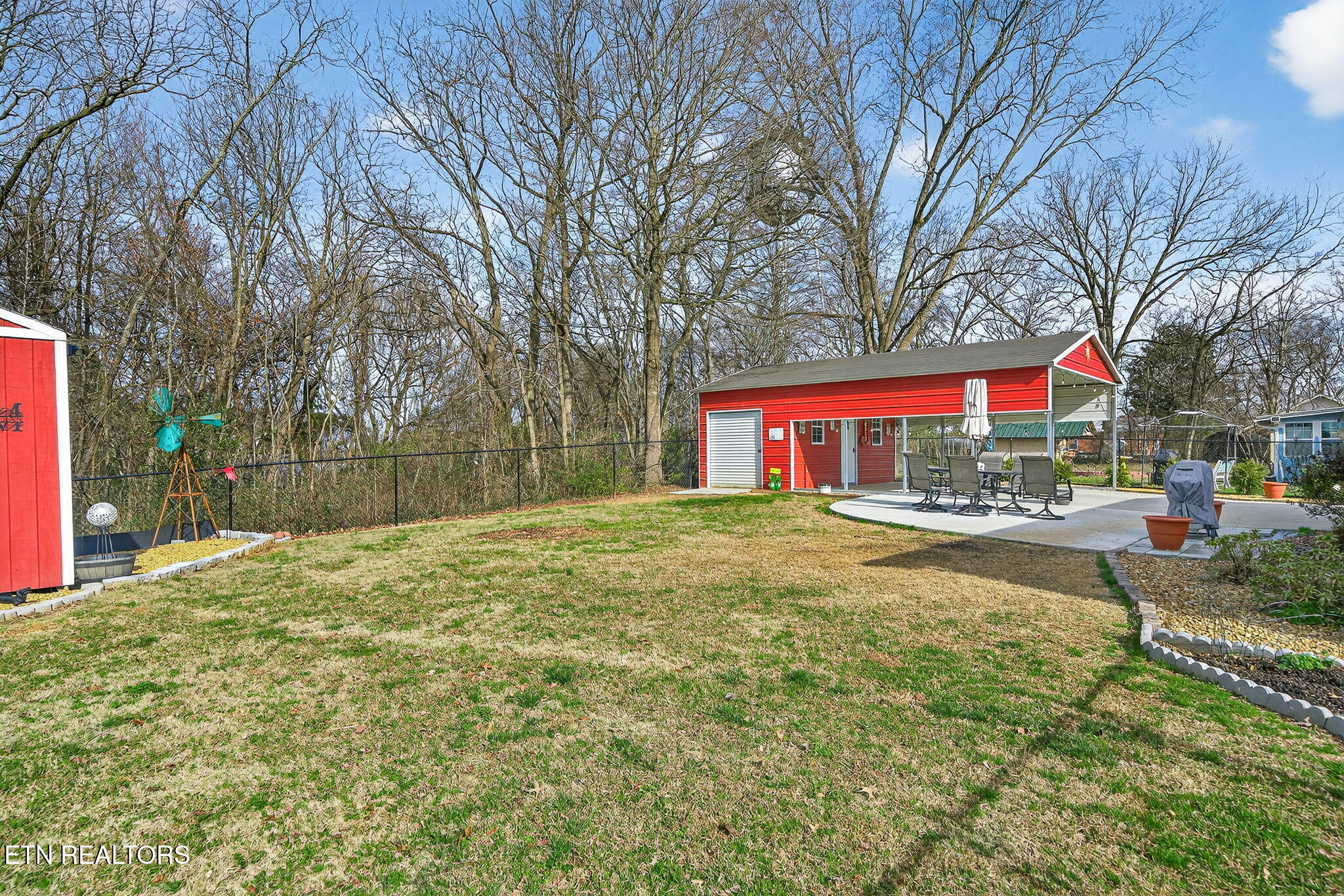 314 W Walnut Street Madisonville TN 37354