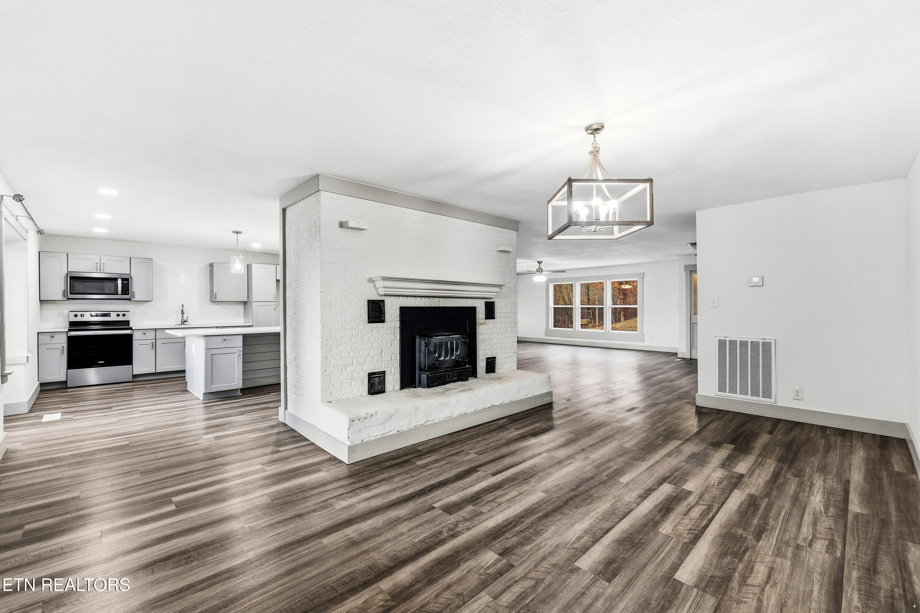 8431 Rising Sun Drive Corryton TN 37721