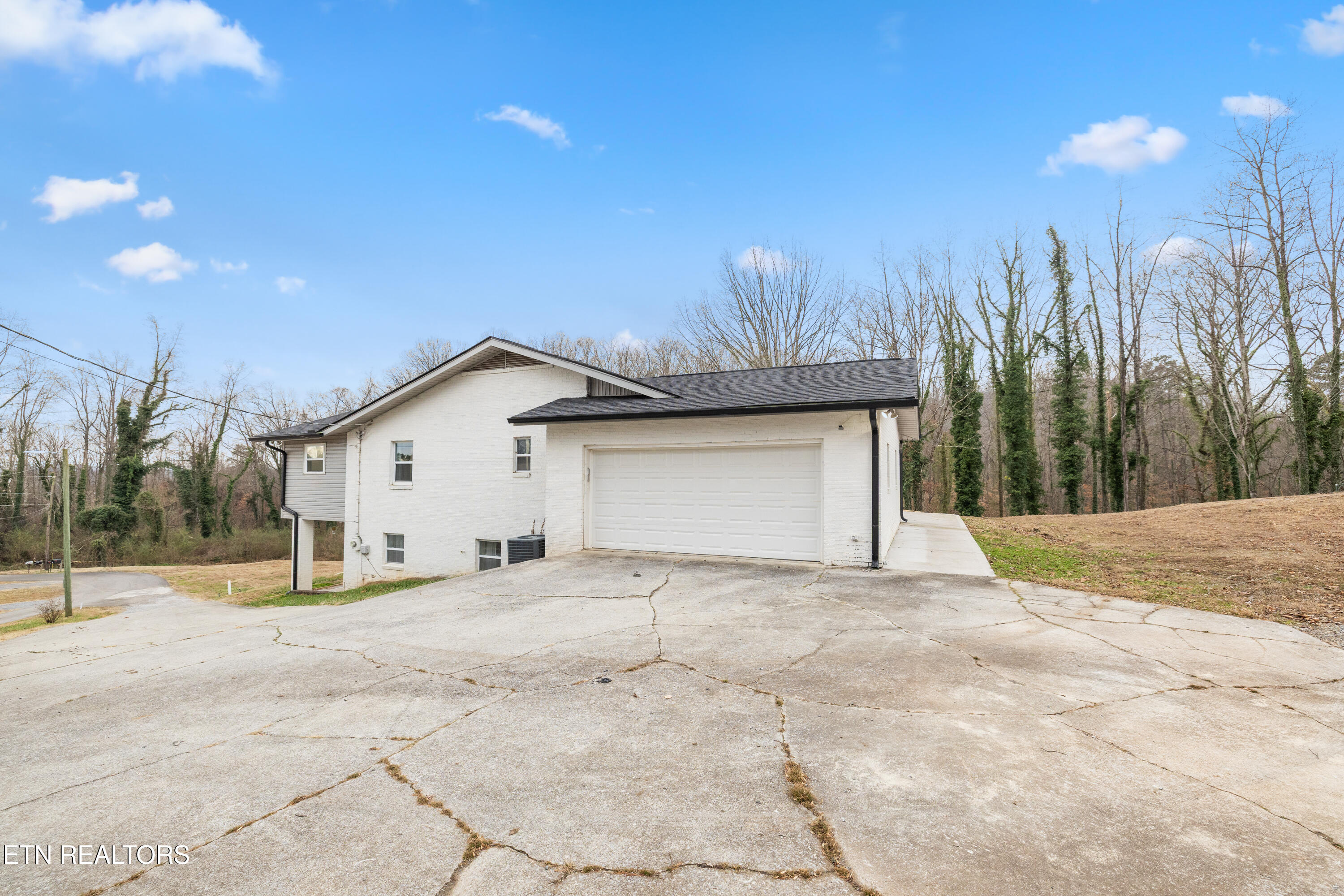 8431 Rising Sun Drive Corryton TN 37721