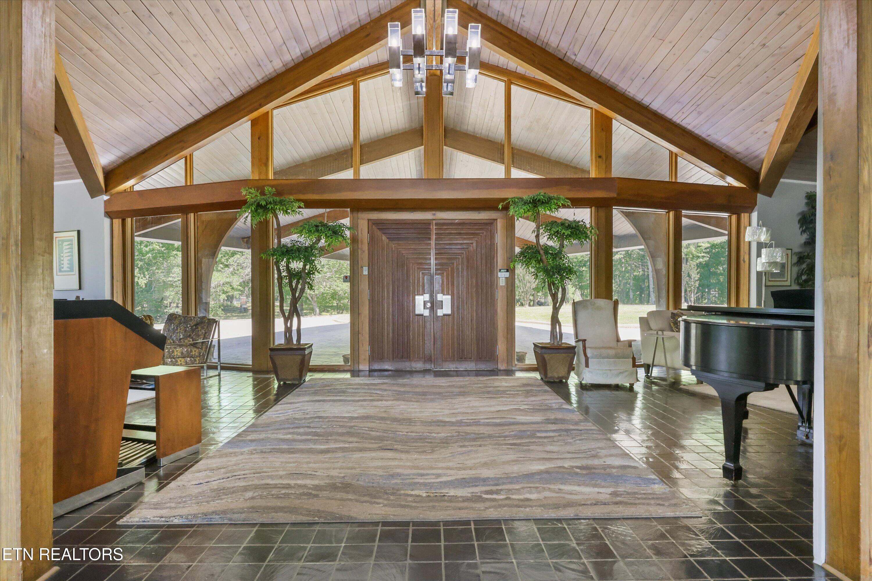 1527 Terry Road Oneida TN 37841