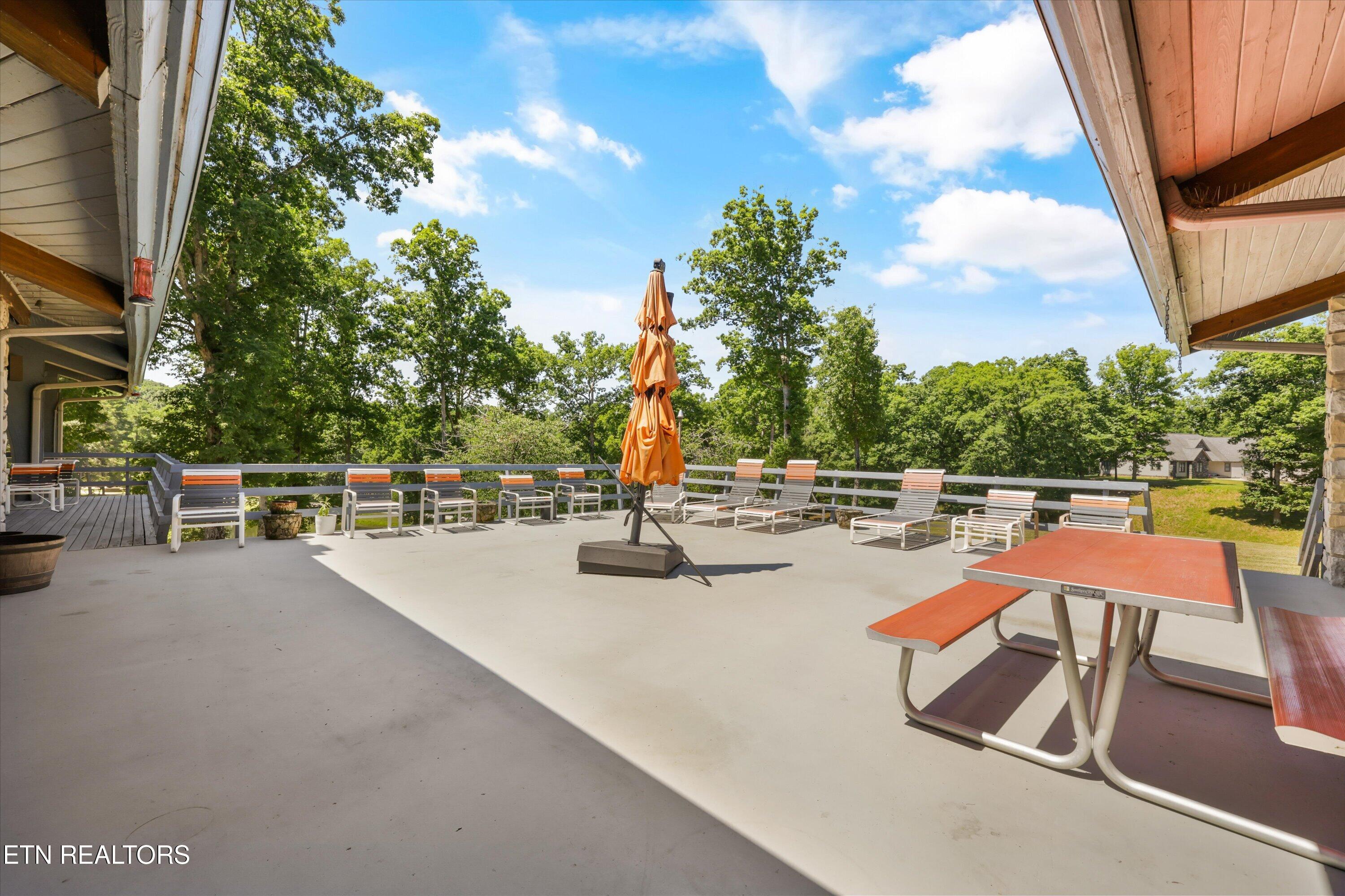 1527 Terry Road Oneida TN 37841