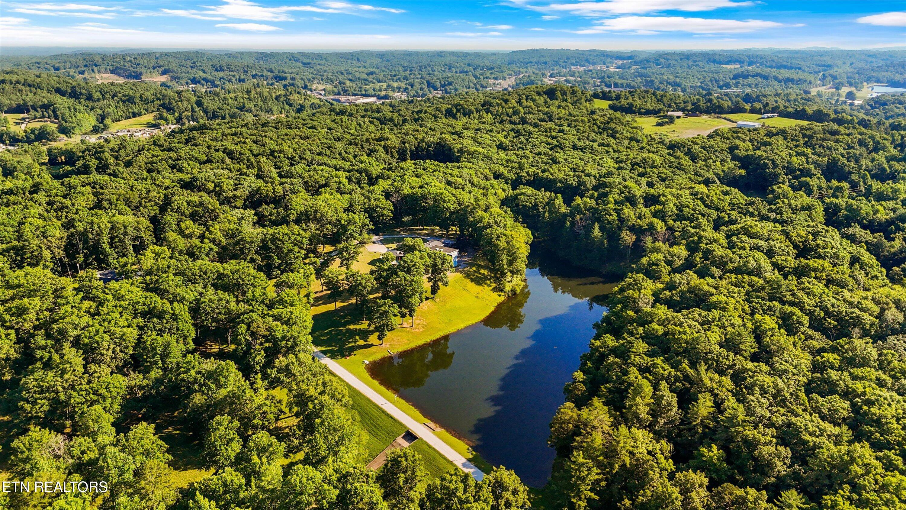 1527 Terry Road Oneida TN 37841