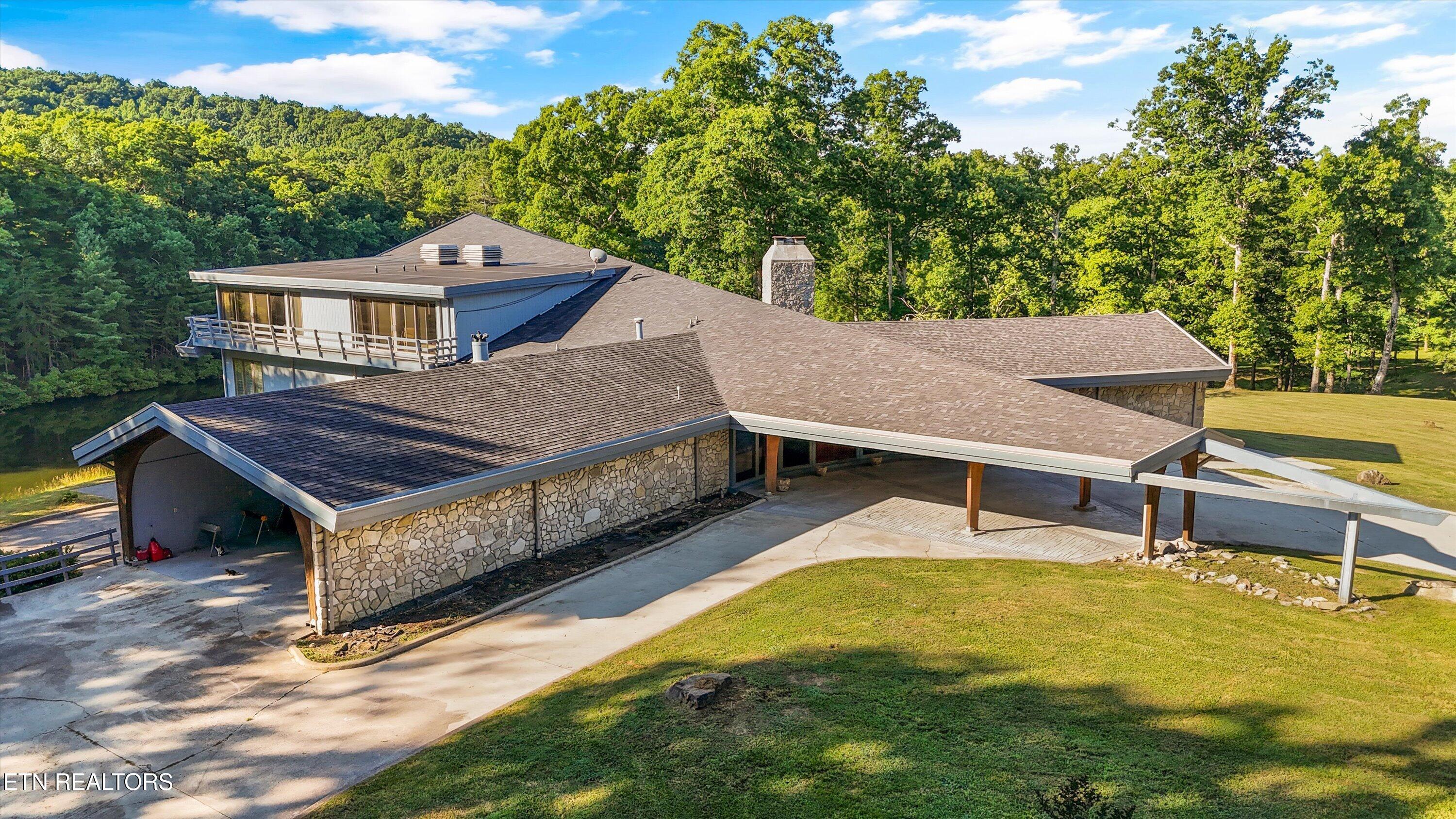 1527 Terry Road Oneida TN 37841