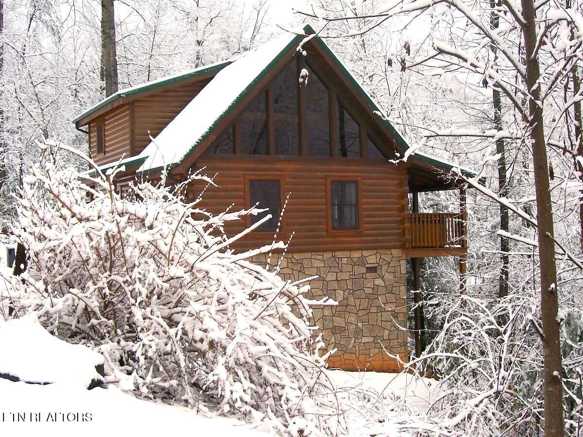 742 Yona Trail Way Gatlinburg TN 37738