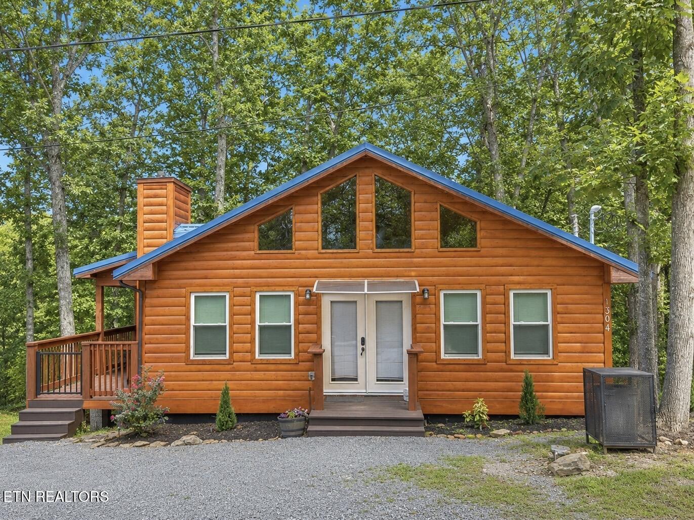 1304 N Oak Court Sevierville TN 37876