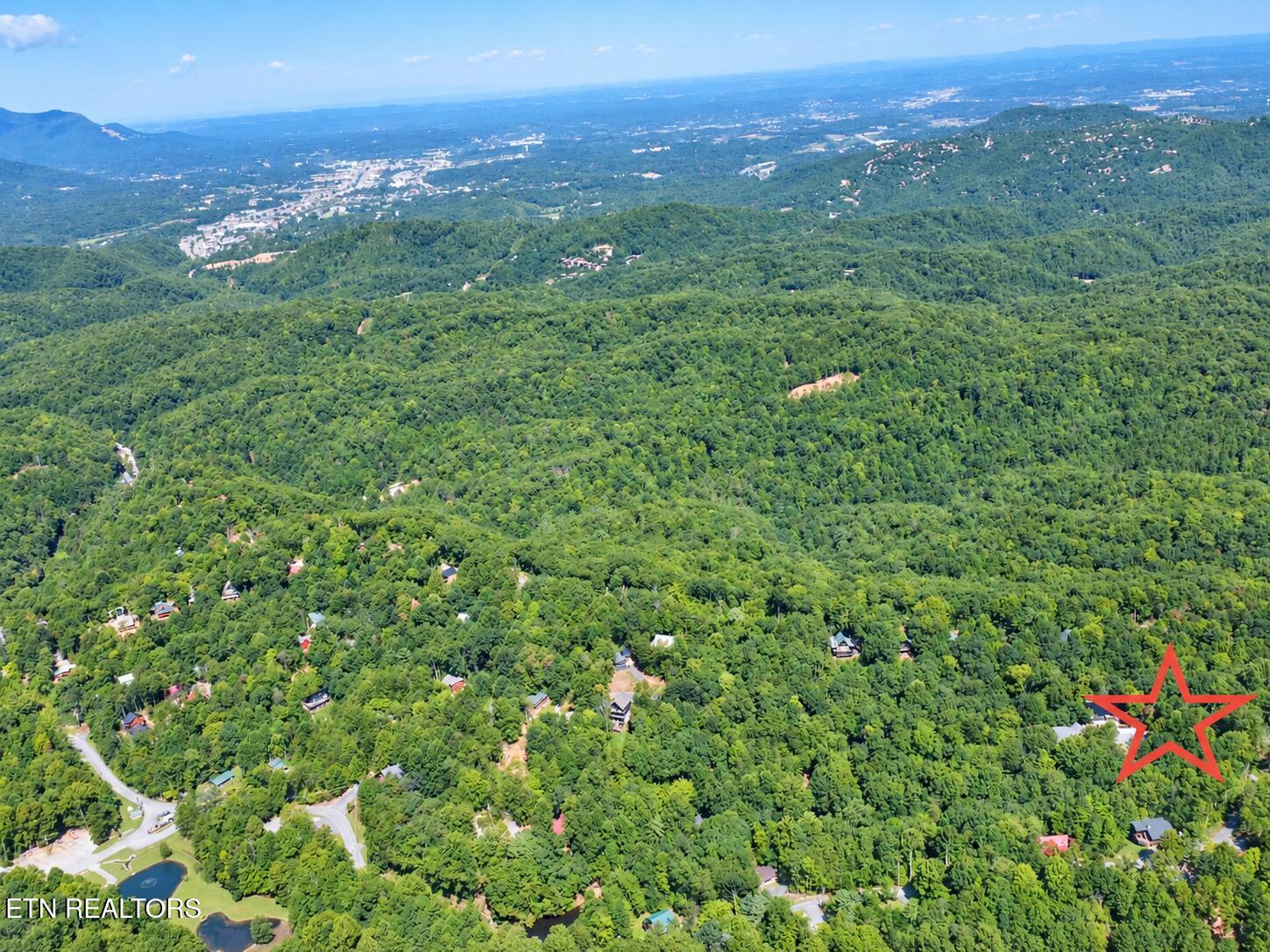 1304 N Oak Court Sevierville TN 37876