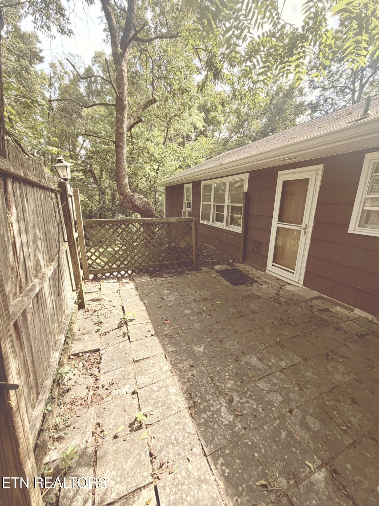 5704 Rockhaven Road Knoxville TN 37920