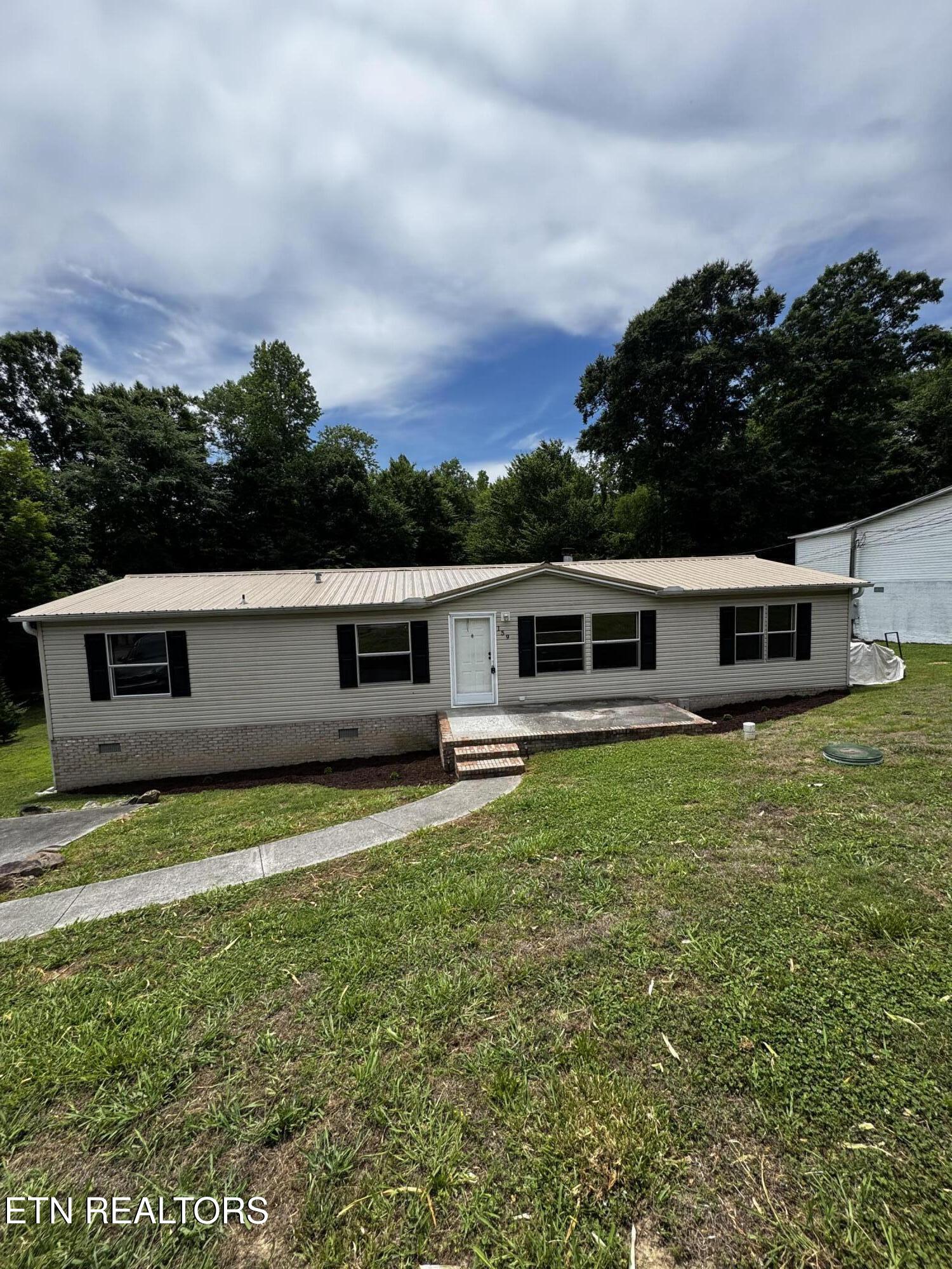 159 Cutters Lane Clinton TN 37716