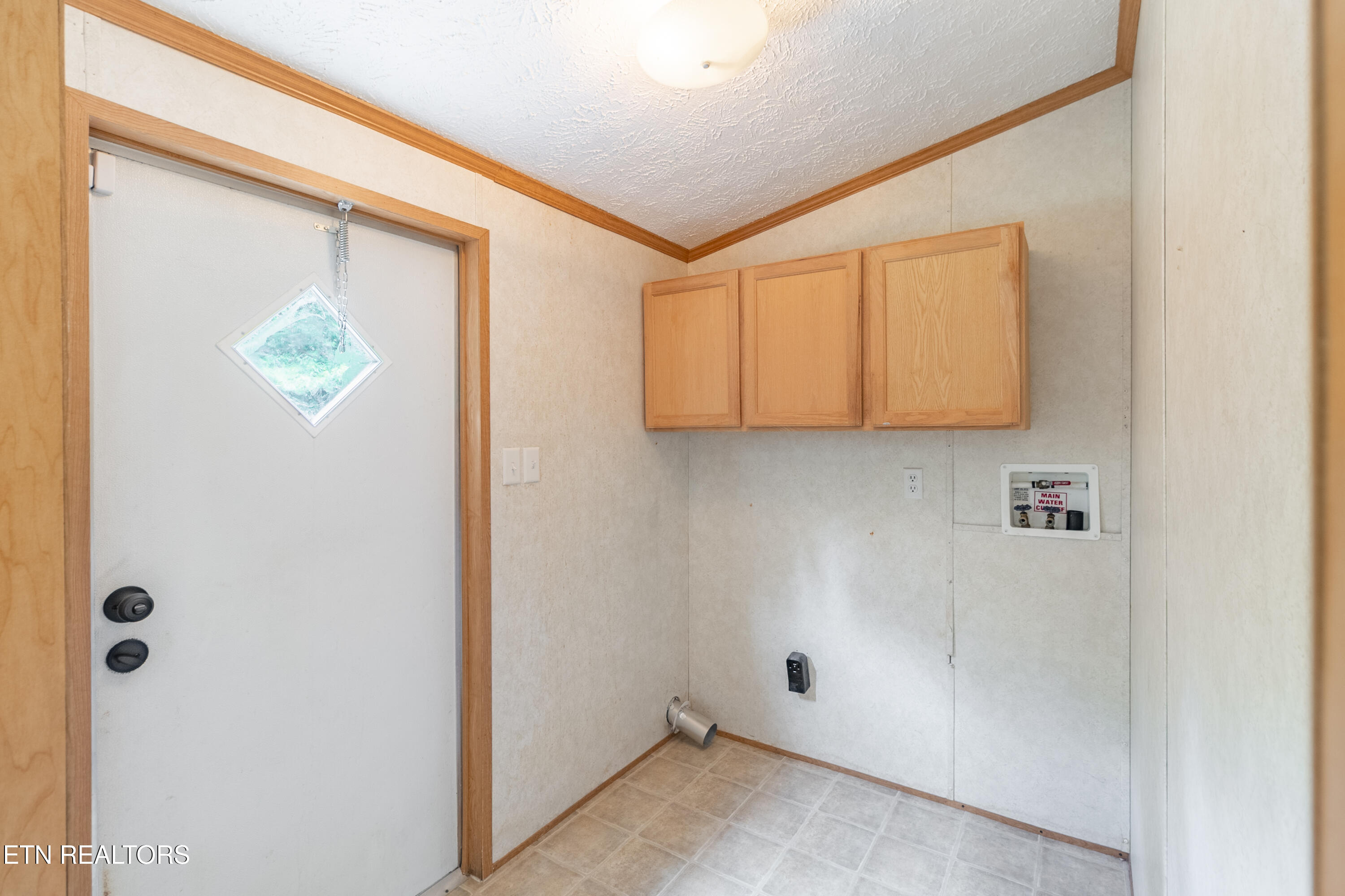 159 Cutters Lane Clinton TN 37716