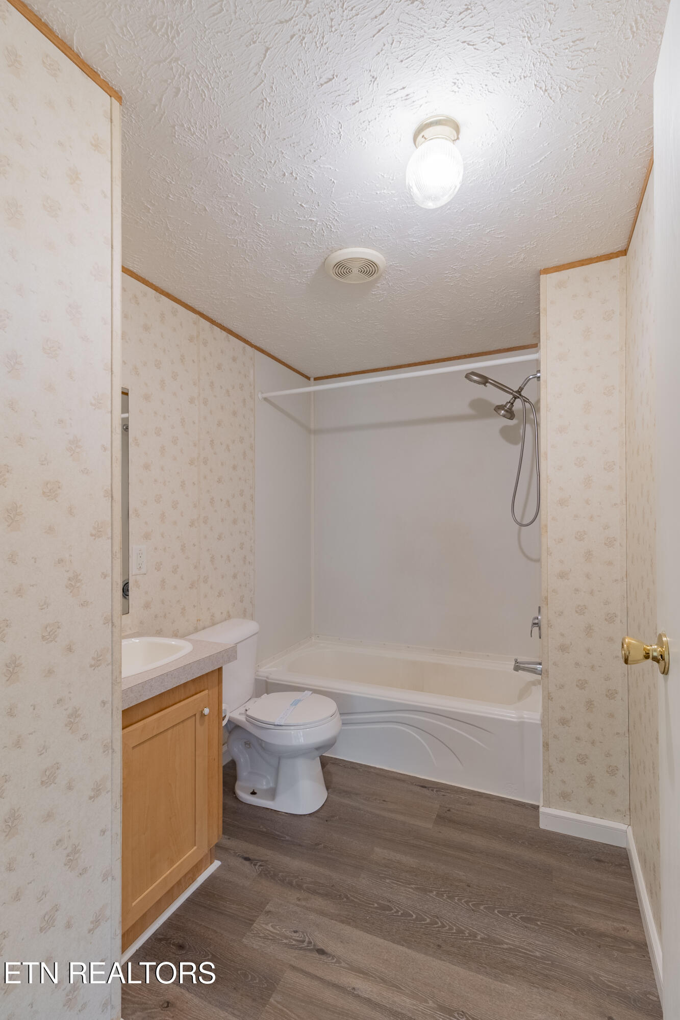 159 Cutters Lane Clinton TN 37716
