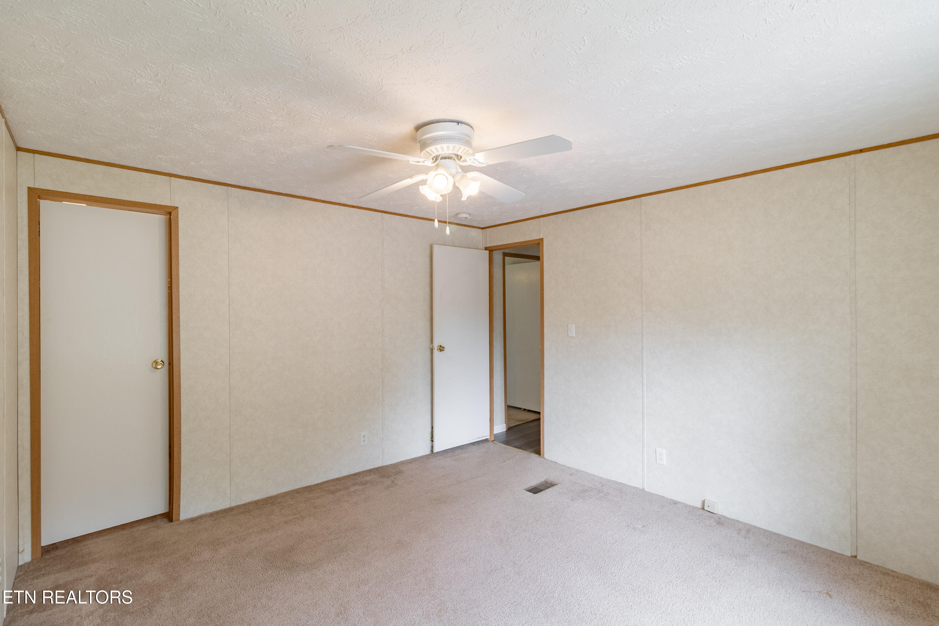 159 Cutters Lane Clinton TN 37716
