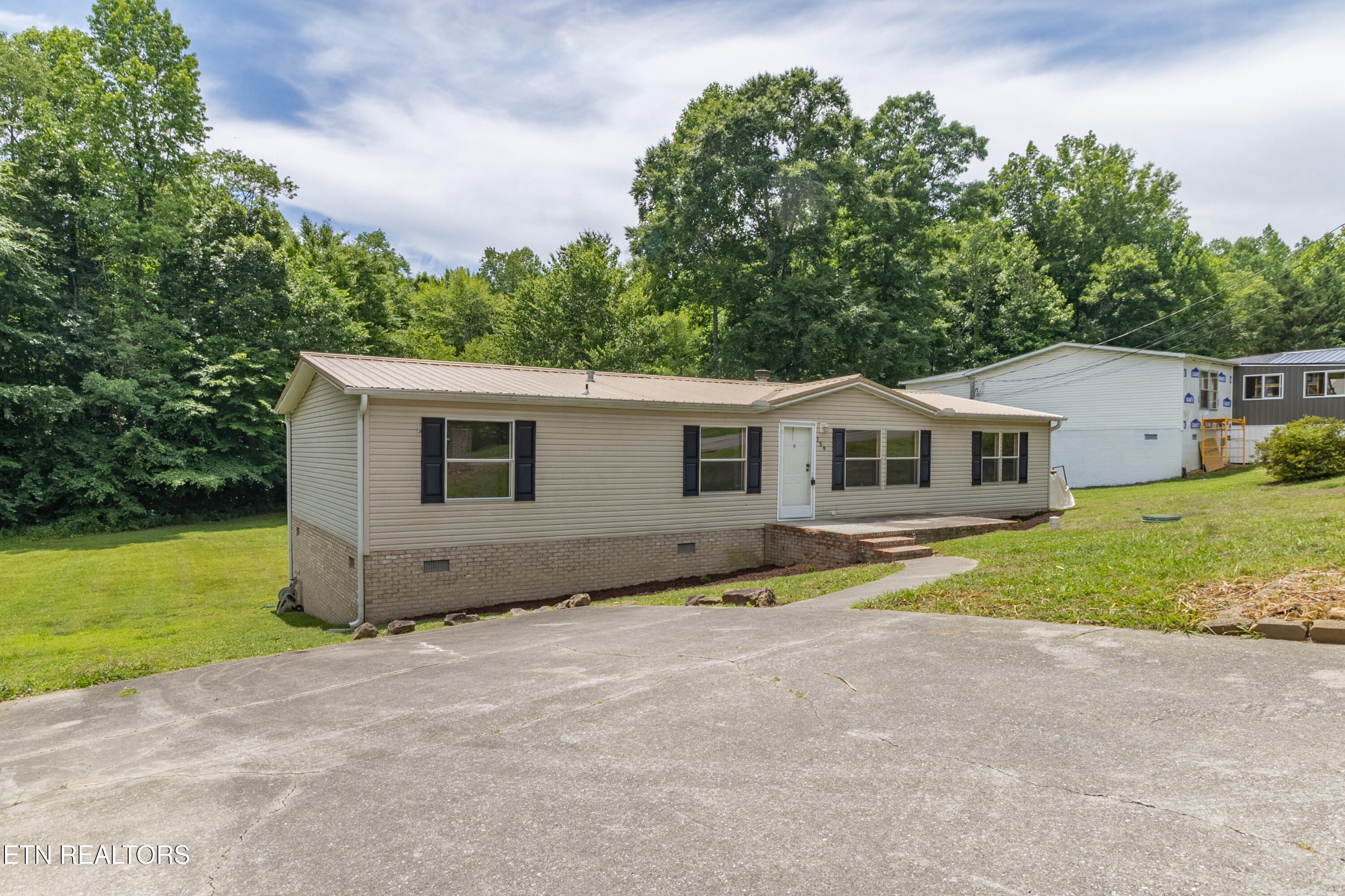 159 Cutters Lane Clinton TN 37716