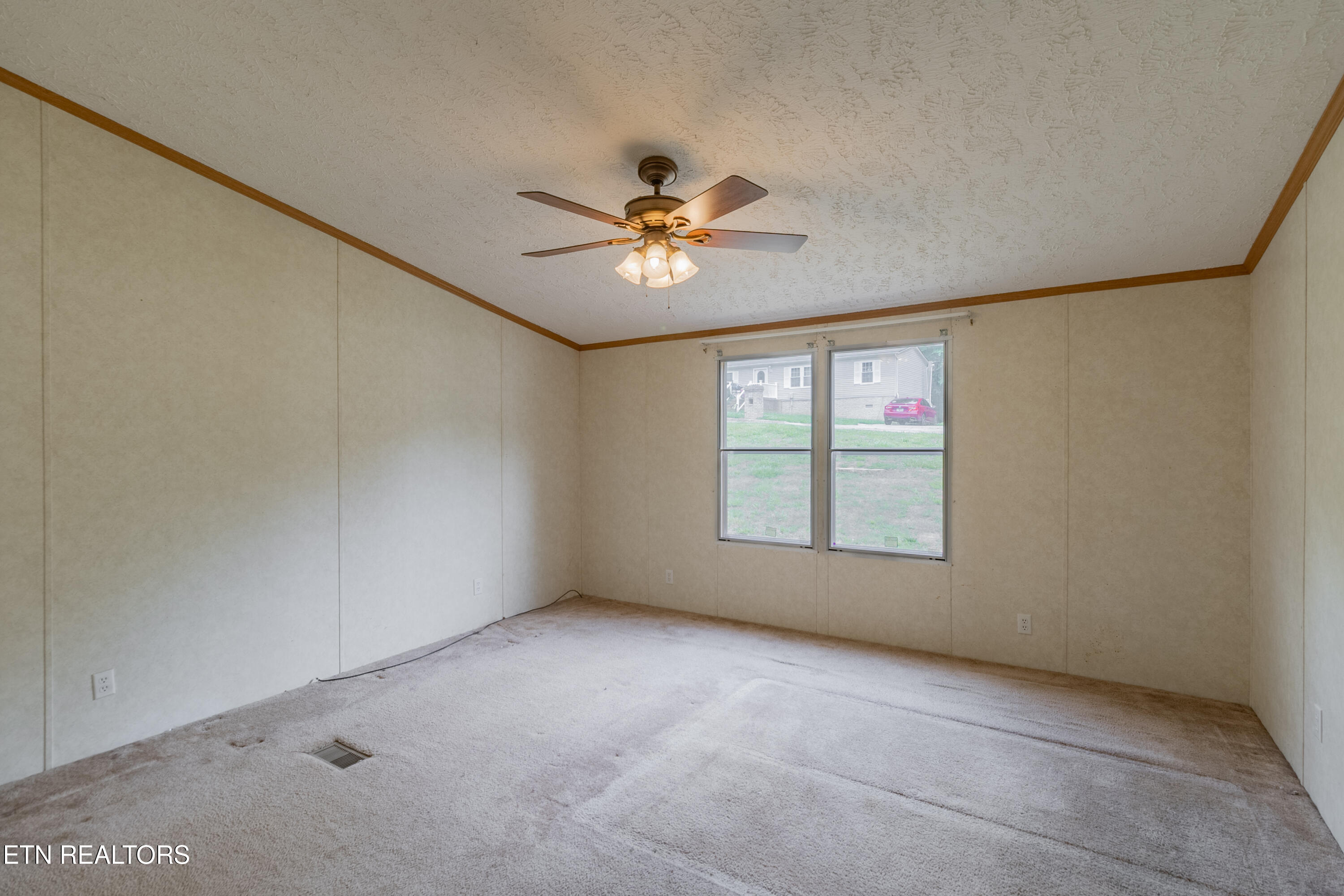 159 Cutters Lane Clinton TN 37716