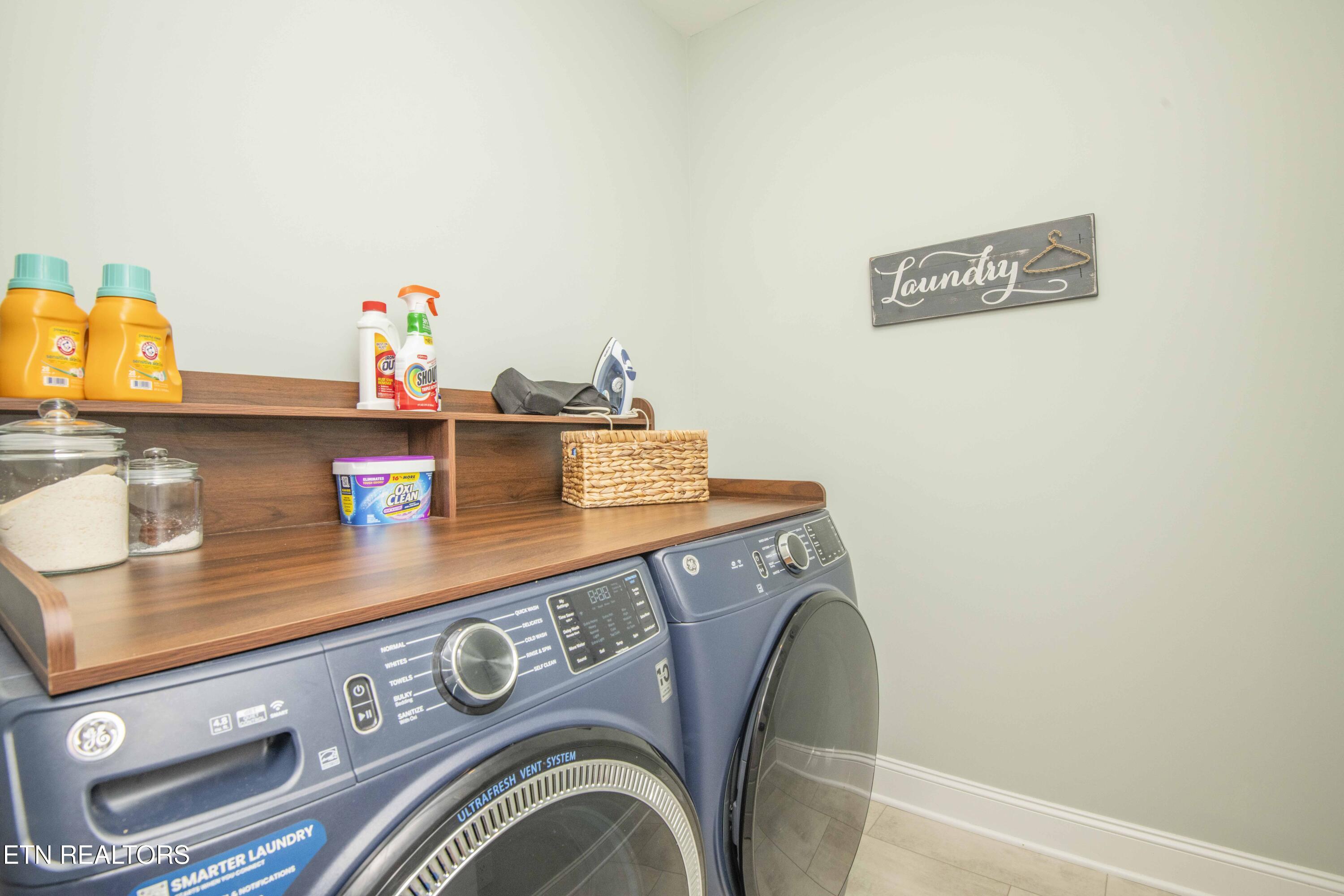 471 Sugar Maple Trail Lenoir City TN 37771