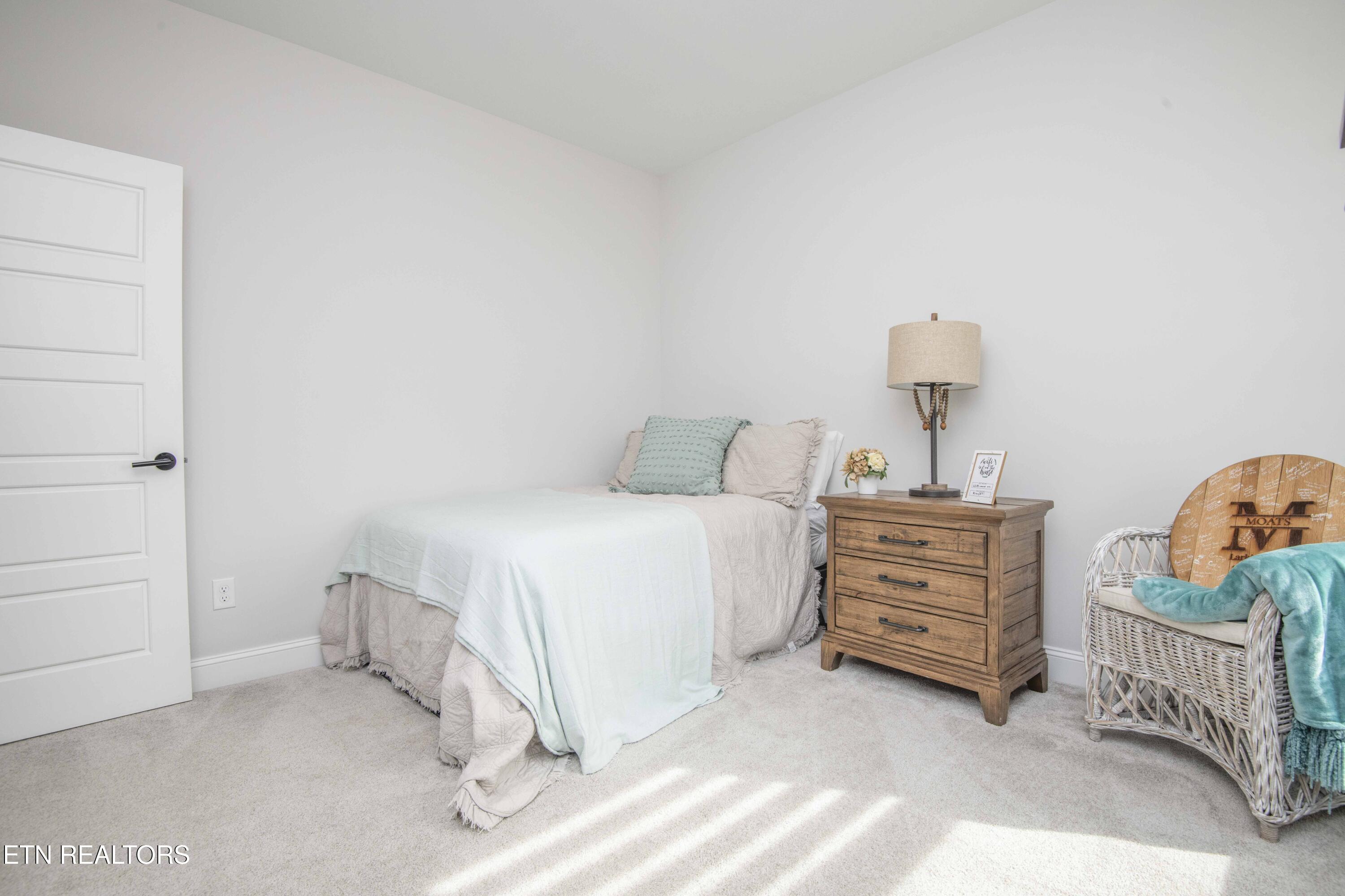 471 Sugar Maple Trail Lenoir City TN 37771