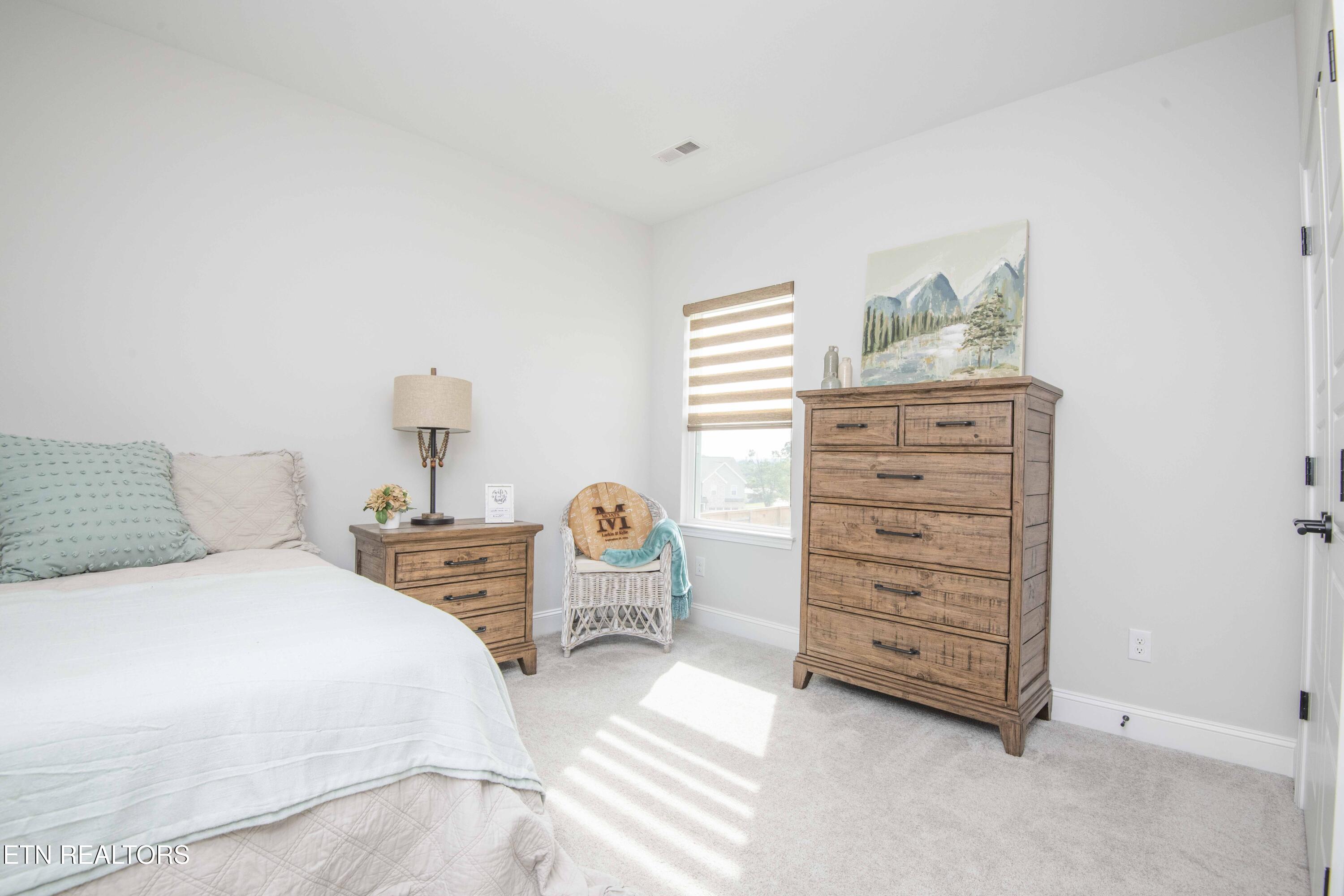 471 Sugar Maple Trail Lenoir City TN 37771