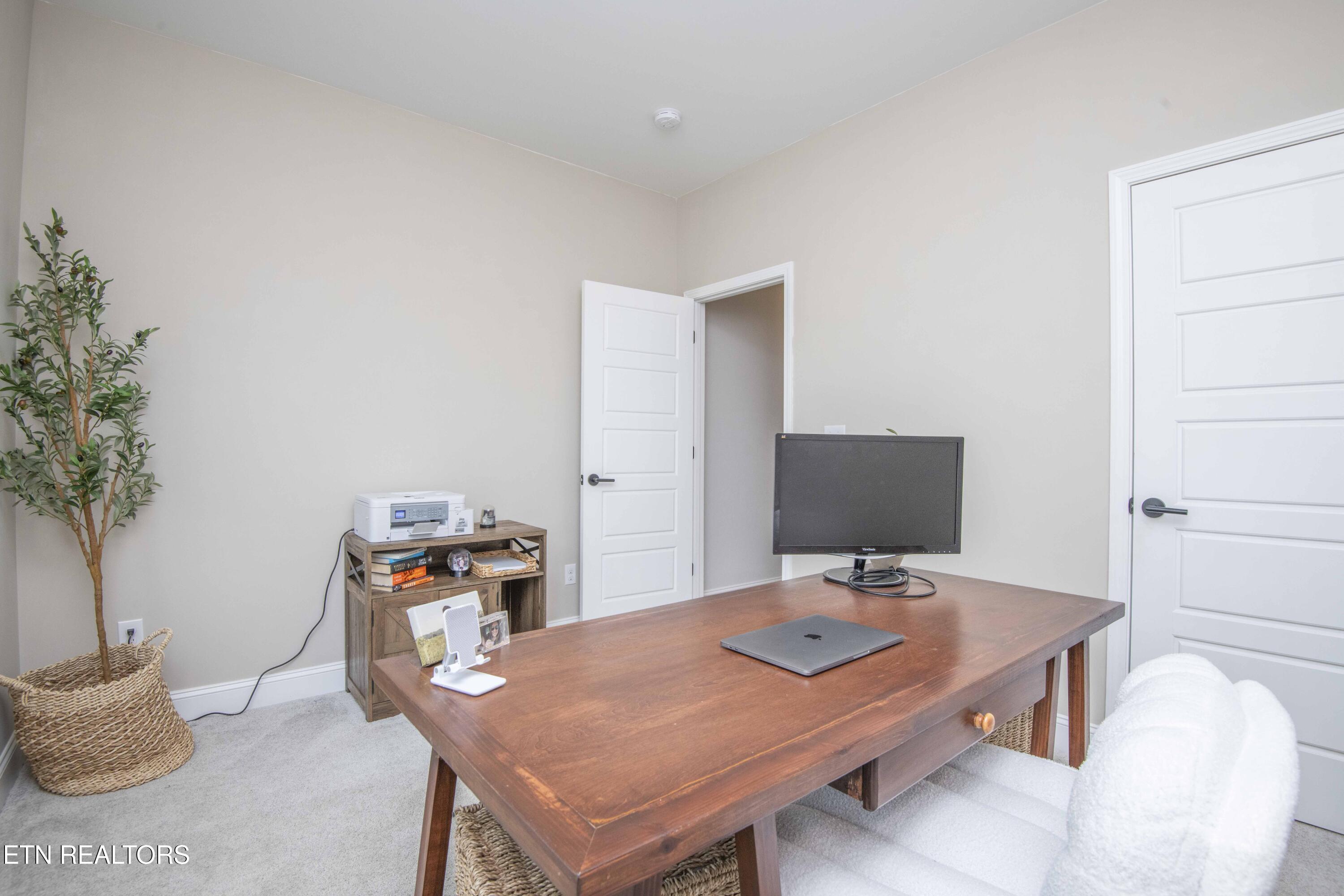 471 Sugar Maple Trail Lenoir City TN 37771