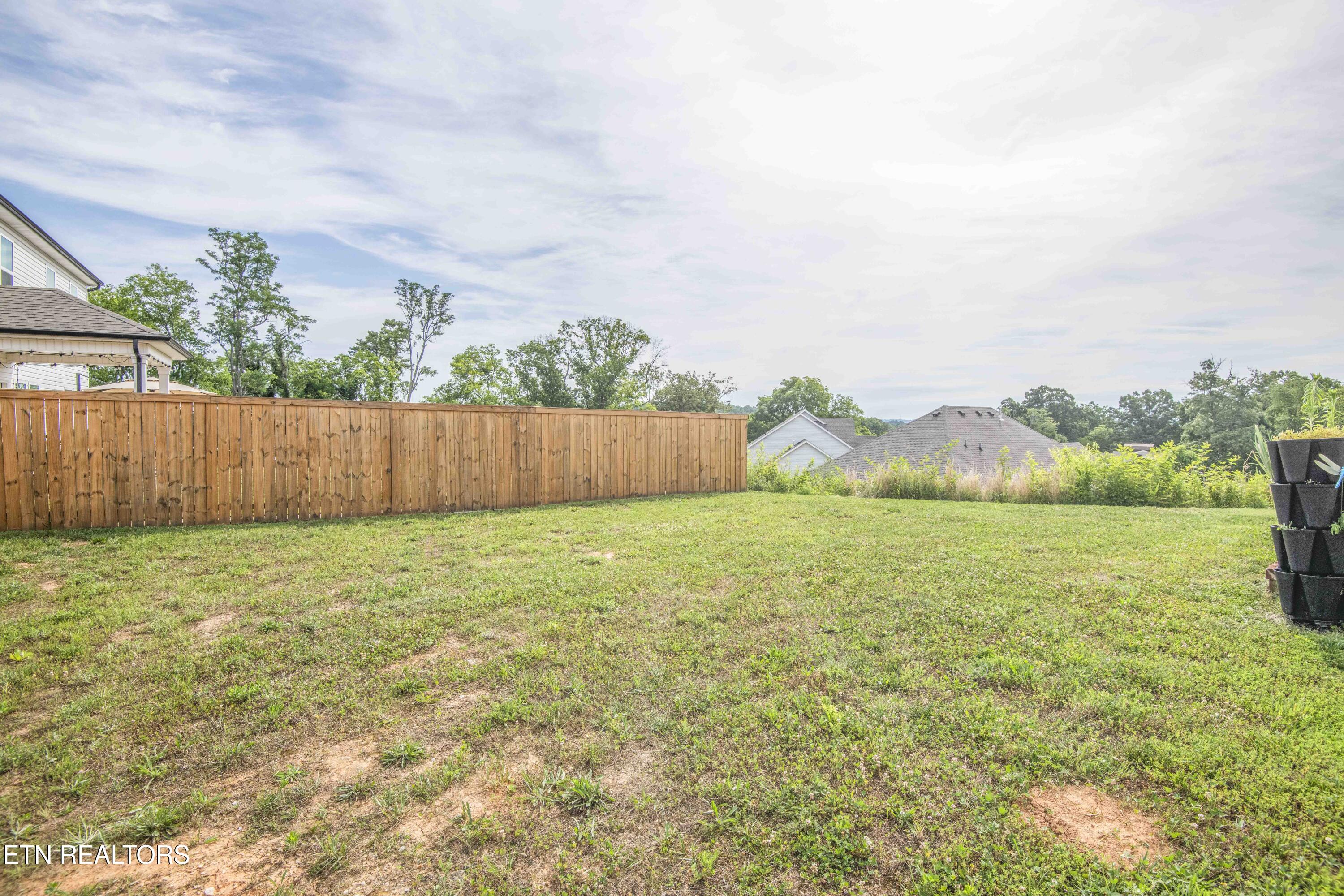471 Sugar Maple Trail Lenoir City TN 37771