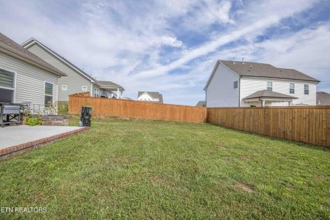 471 Sugar Maple Trail Lenoir City TN 37771