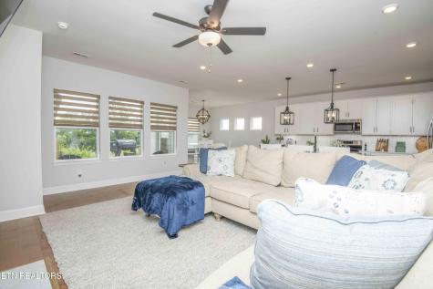 471 Sugar Maple Trail Lenoir City TN 37771