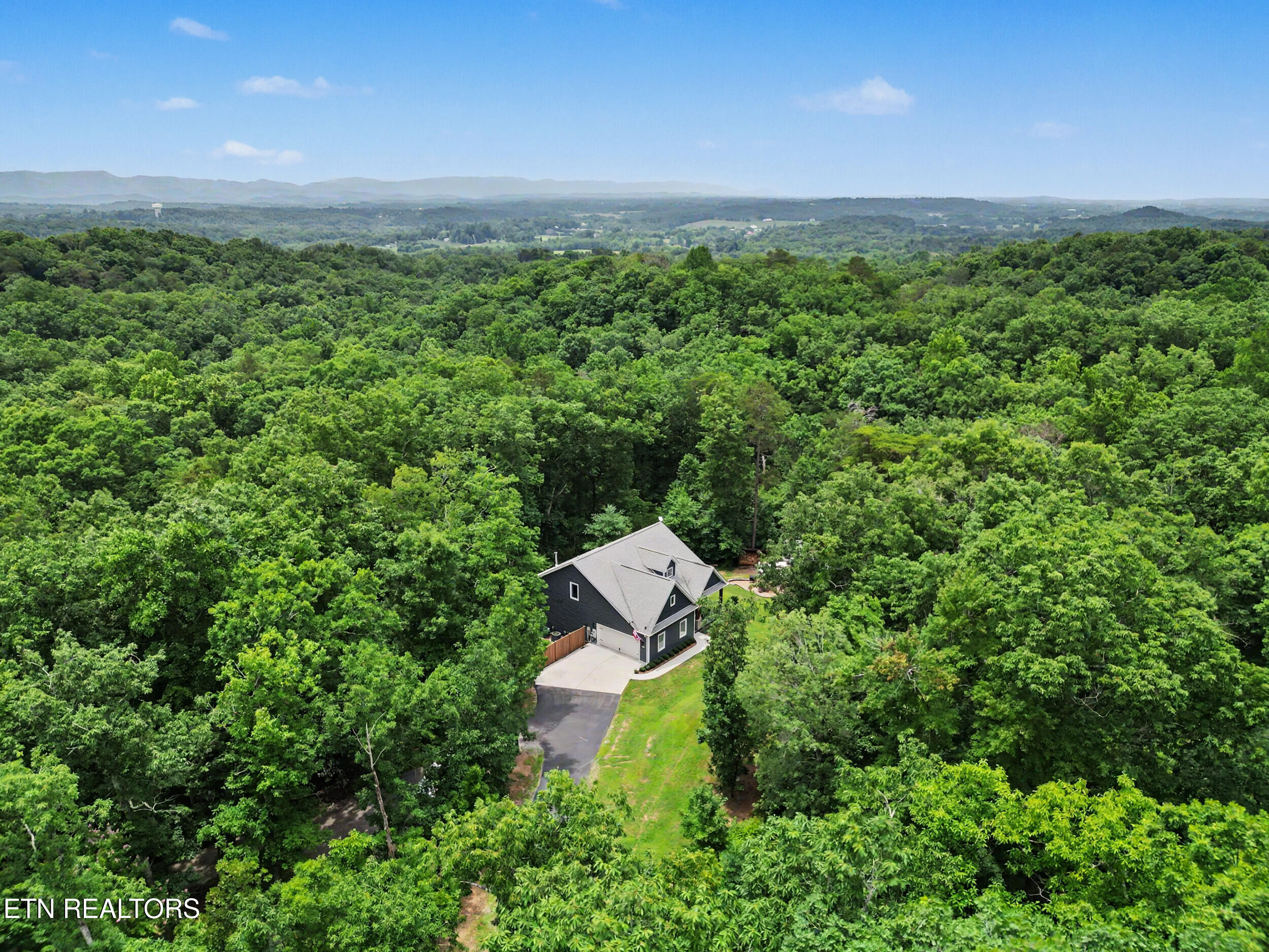 9133 Lynnwood Lane Rockford TN 37853