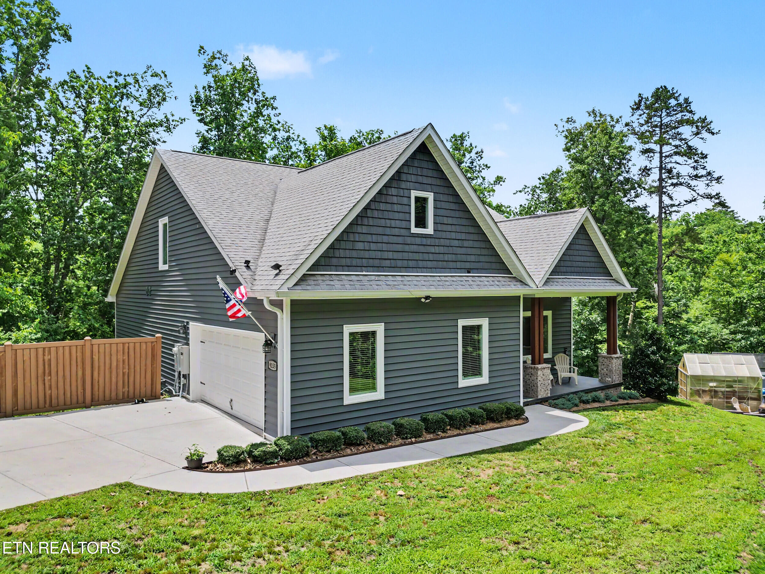 9133 Lynnwood Lane Rockford TN 37853