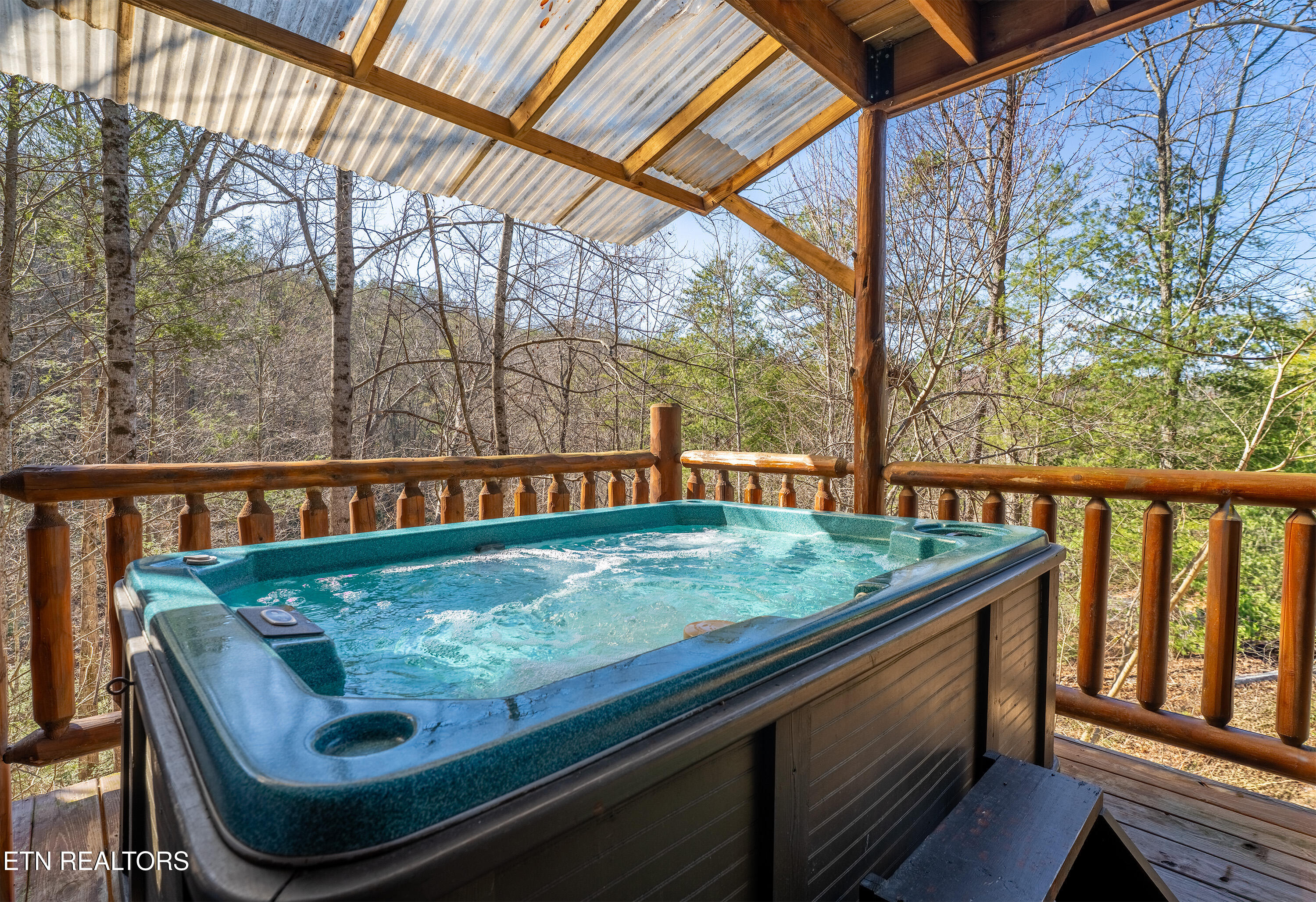 3040 Brothers Way Pigeon Forge TN 37862
