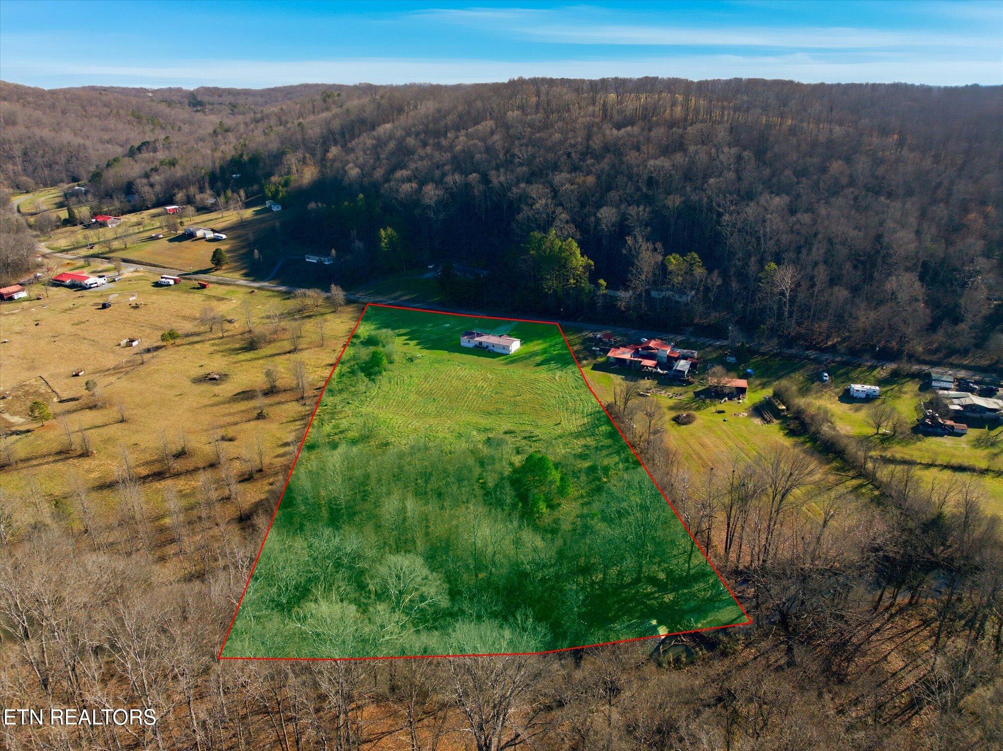 418 County Road 61 Riceville TN 37370