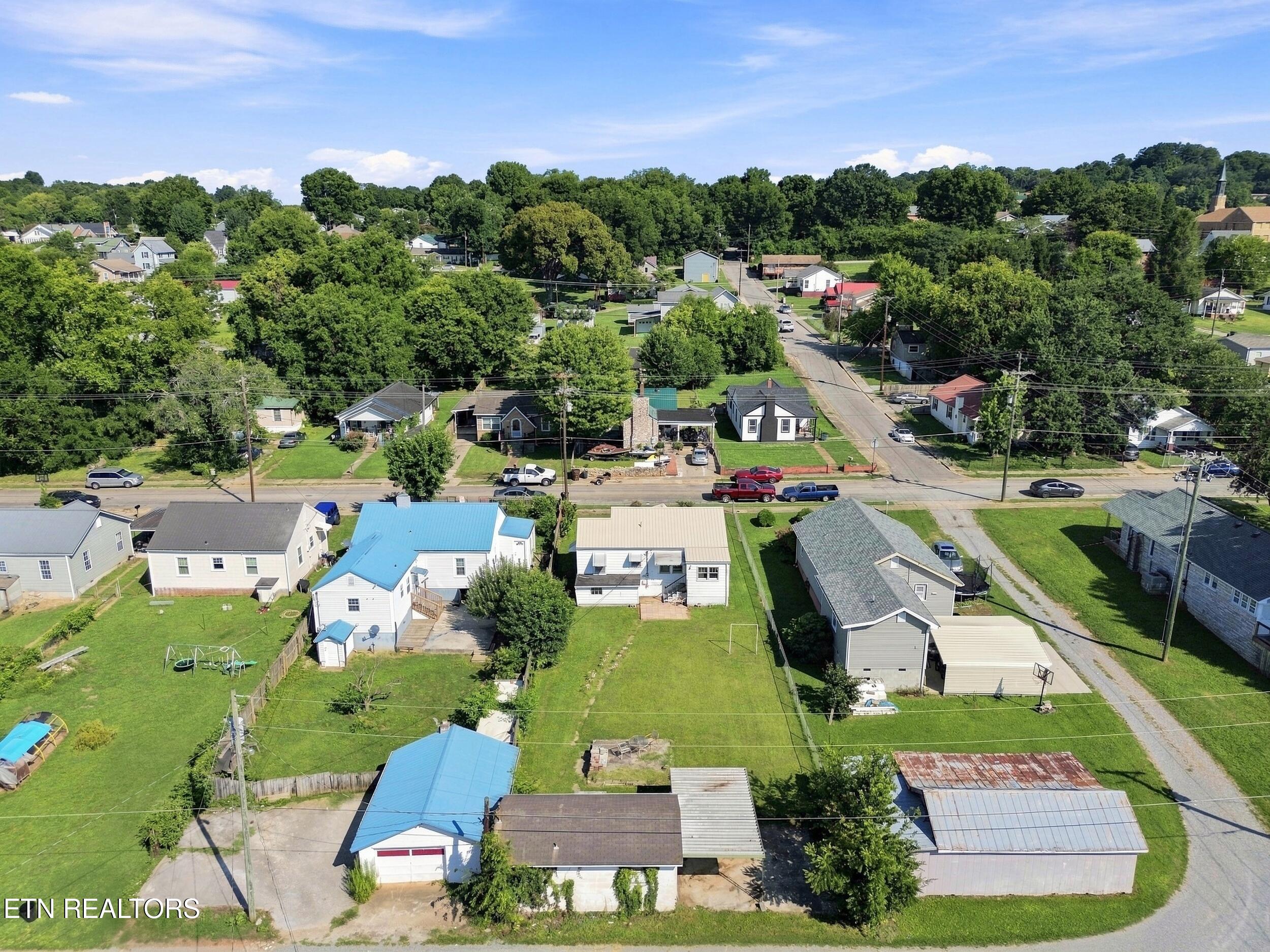619 Ferry Street Loudon TN 37774