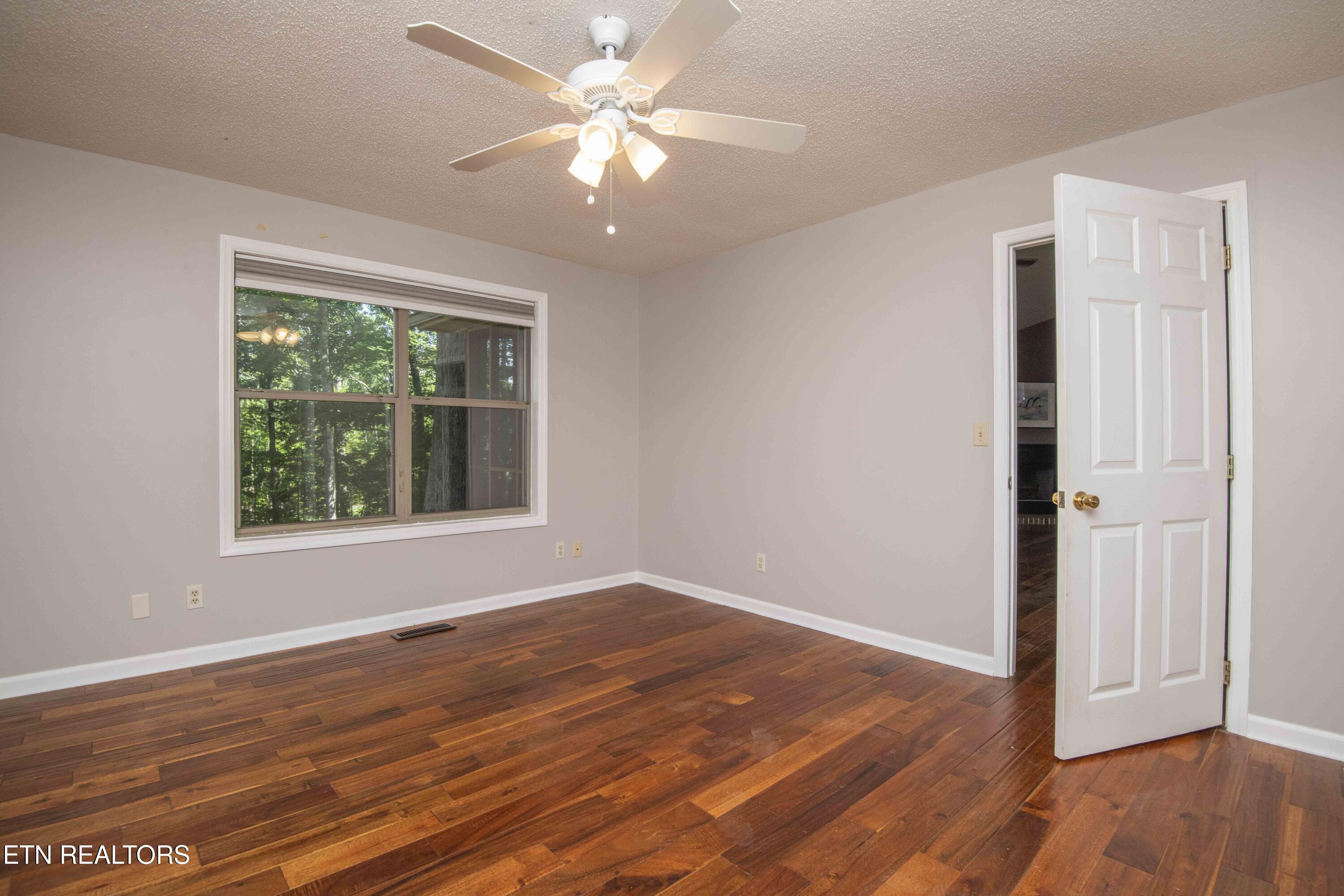 135 Kawatuska Way Loudon TN 37774