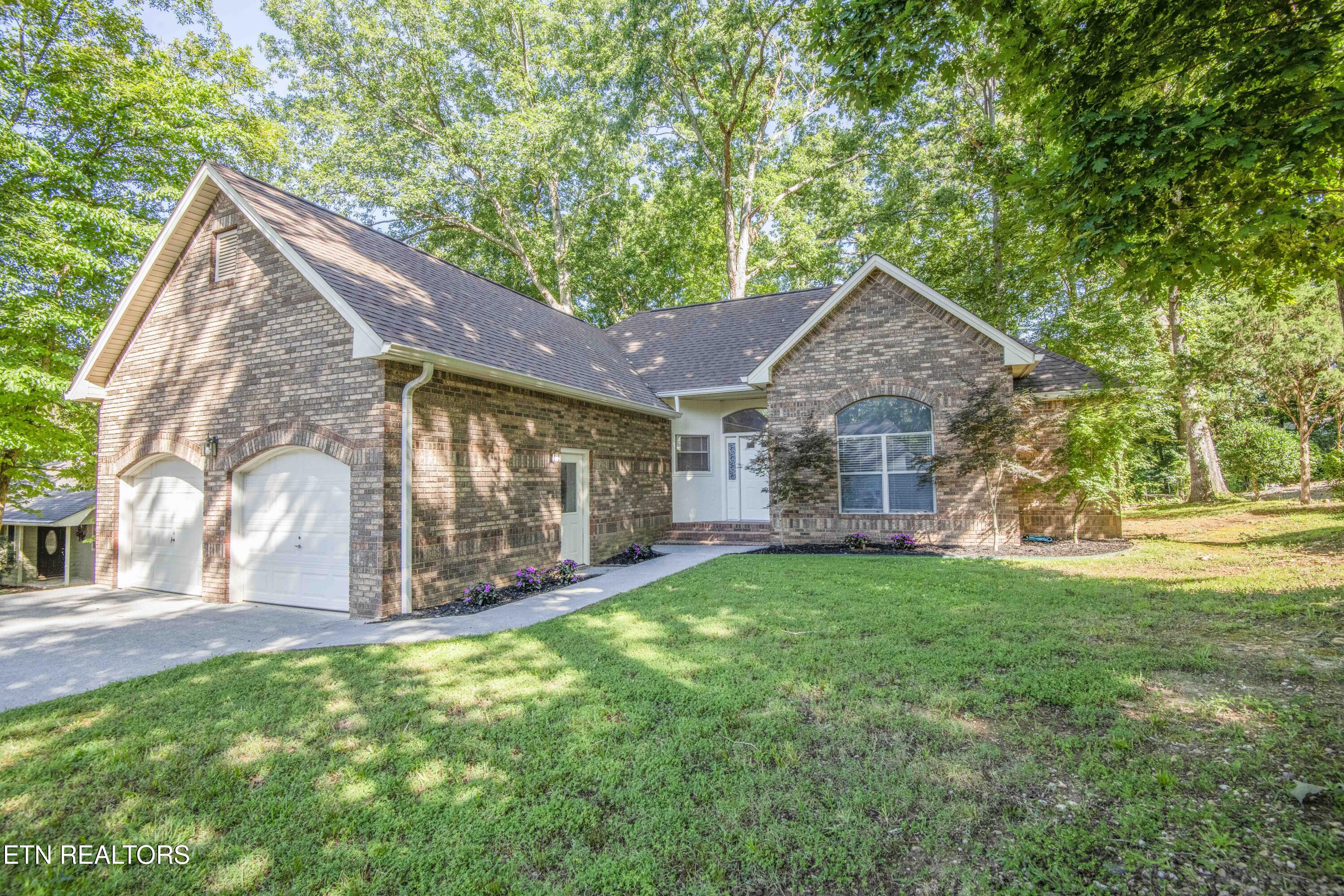 135 Kawatuska Way Loudon TN 37774