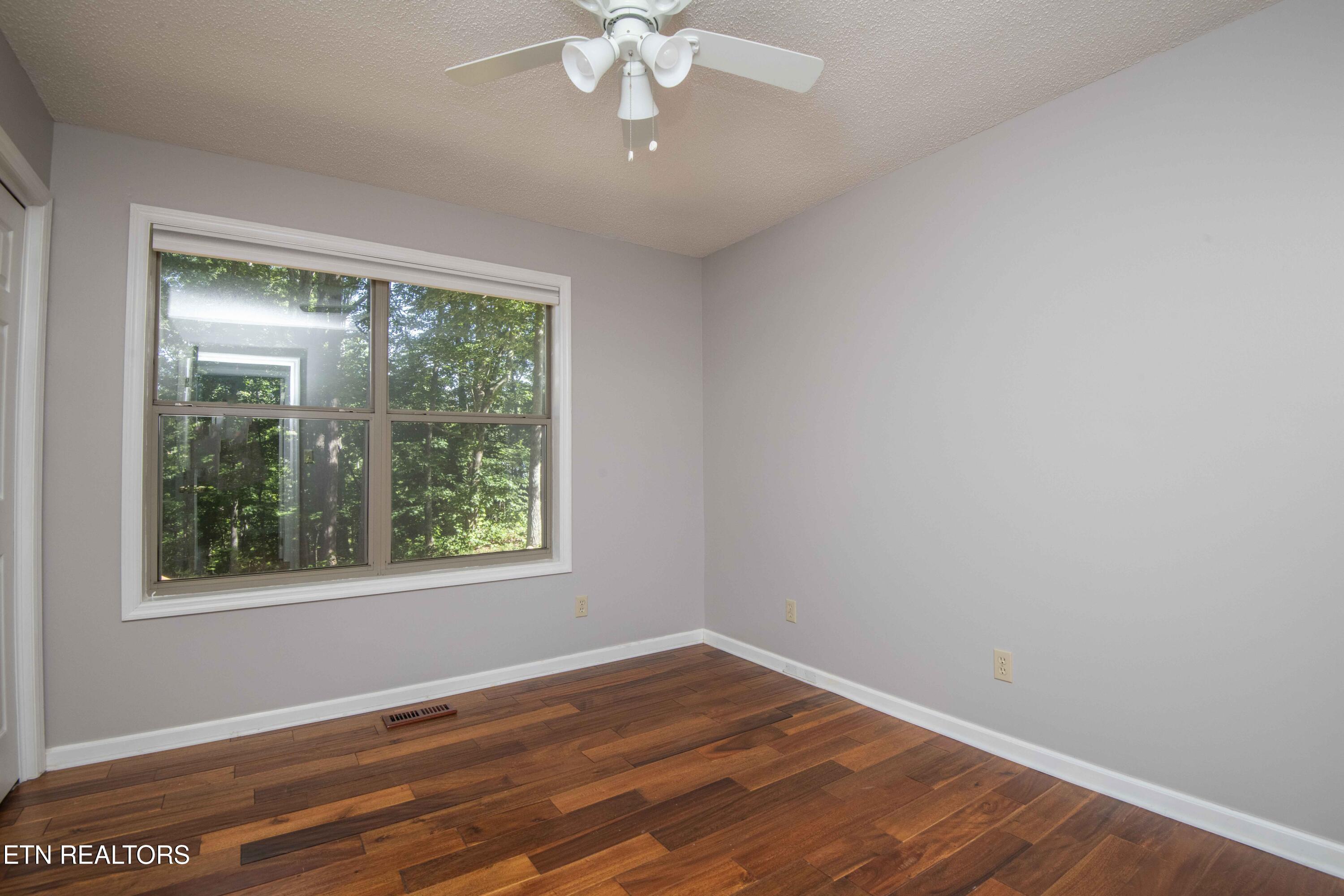 135 Kawatuska Way Loudon TN 37774