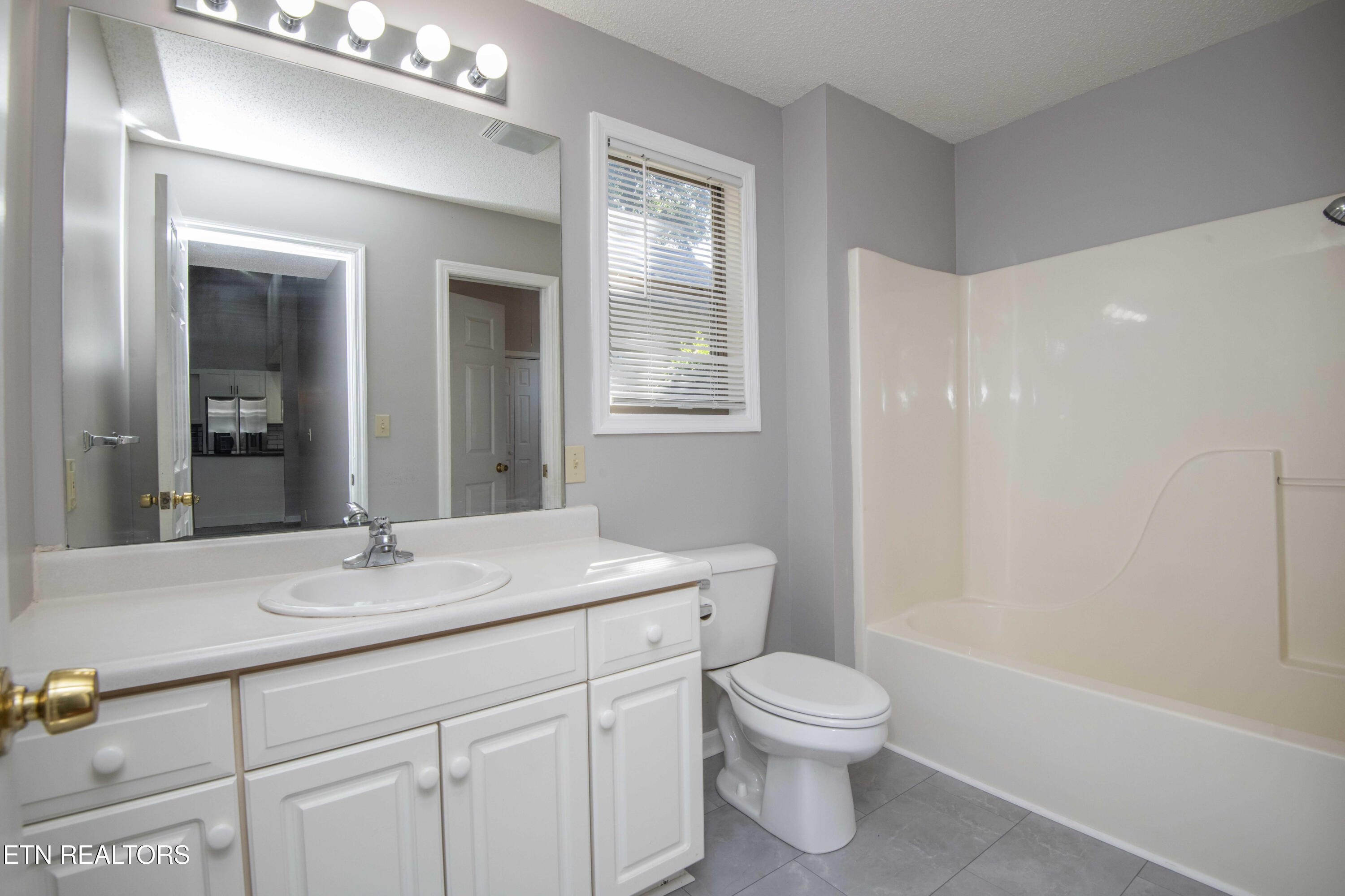 135 Kawatuska Way Loudon TN 37774