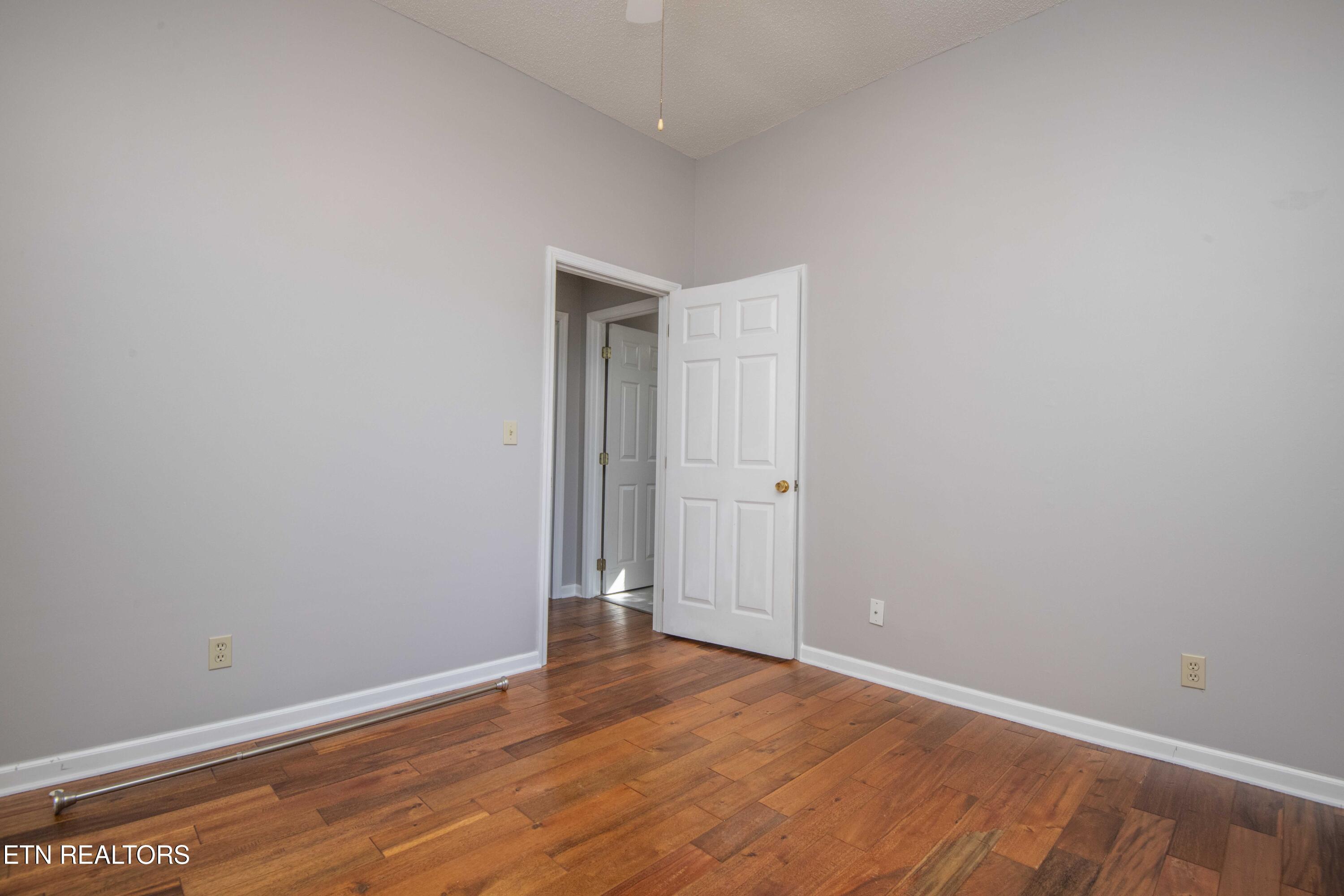 135 Kawatuska Way Loudon TN 37774