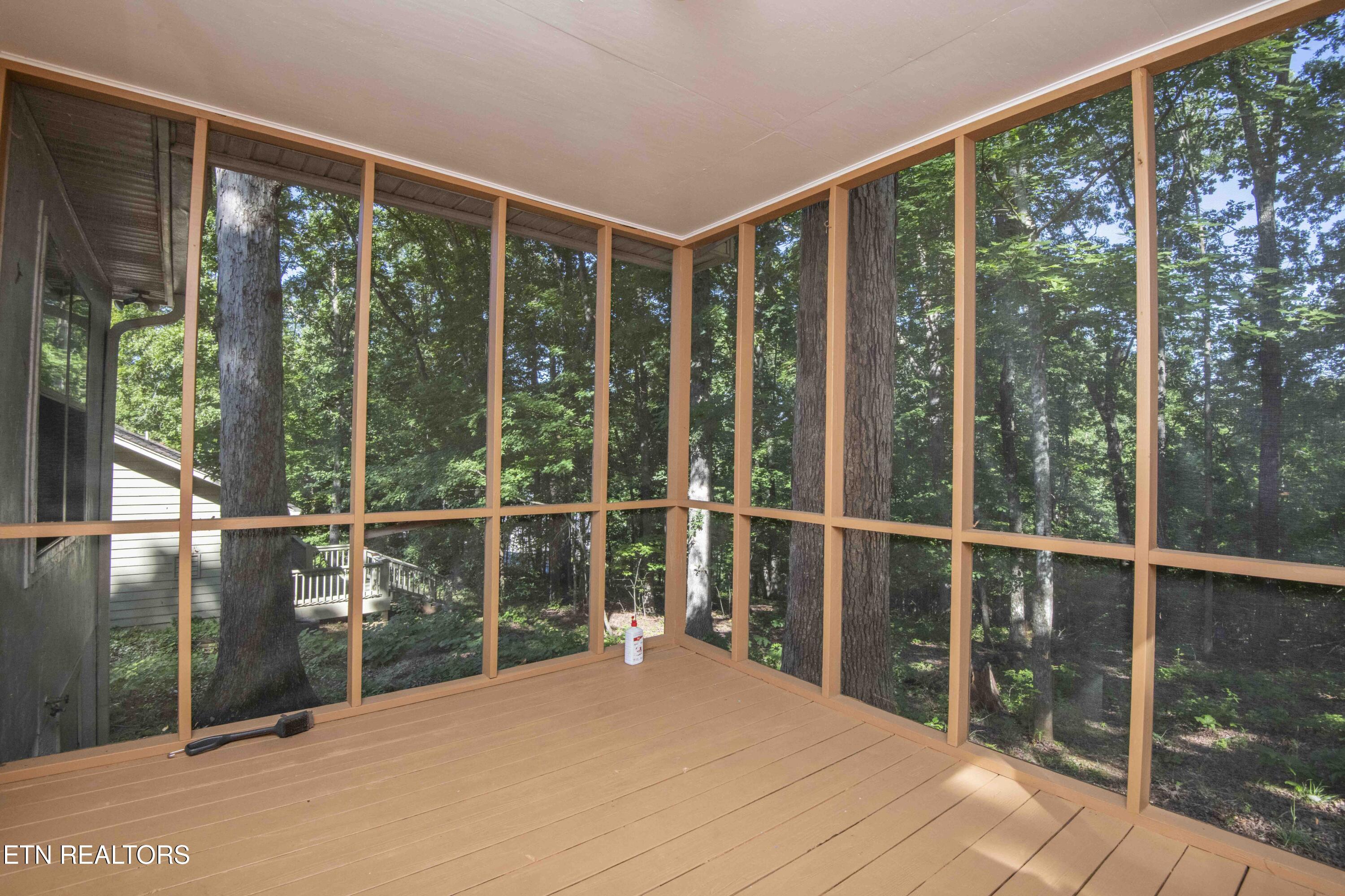 135 Kawatuska Way Loudon TN 37774