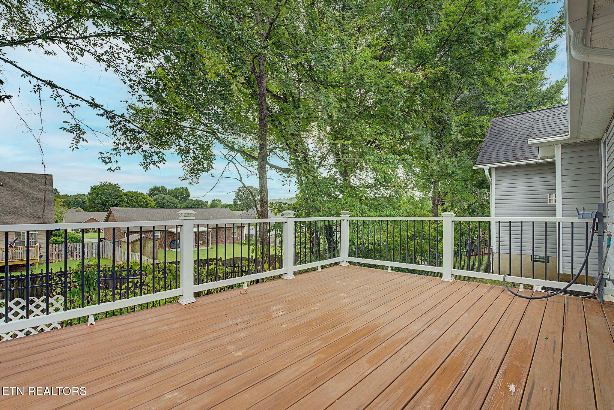 6828 Amberfield Lane Knoxville TN 37918