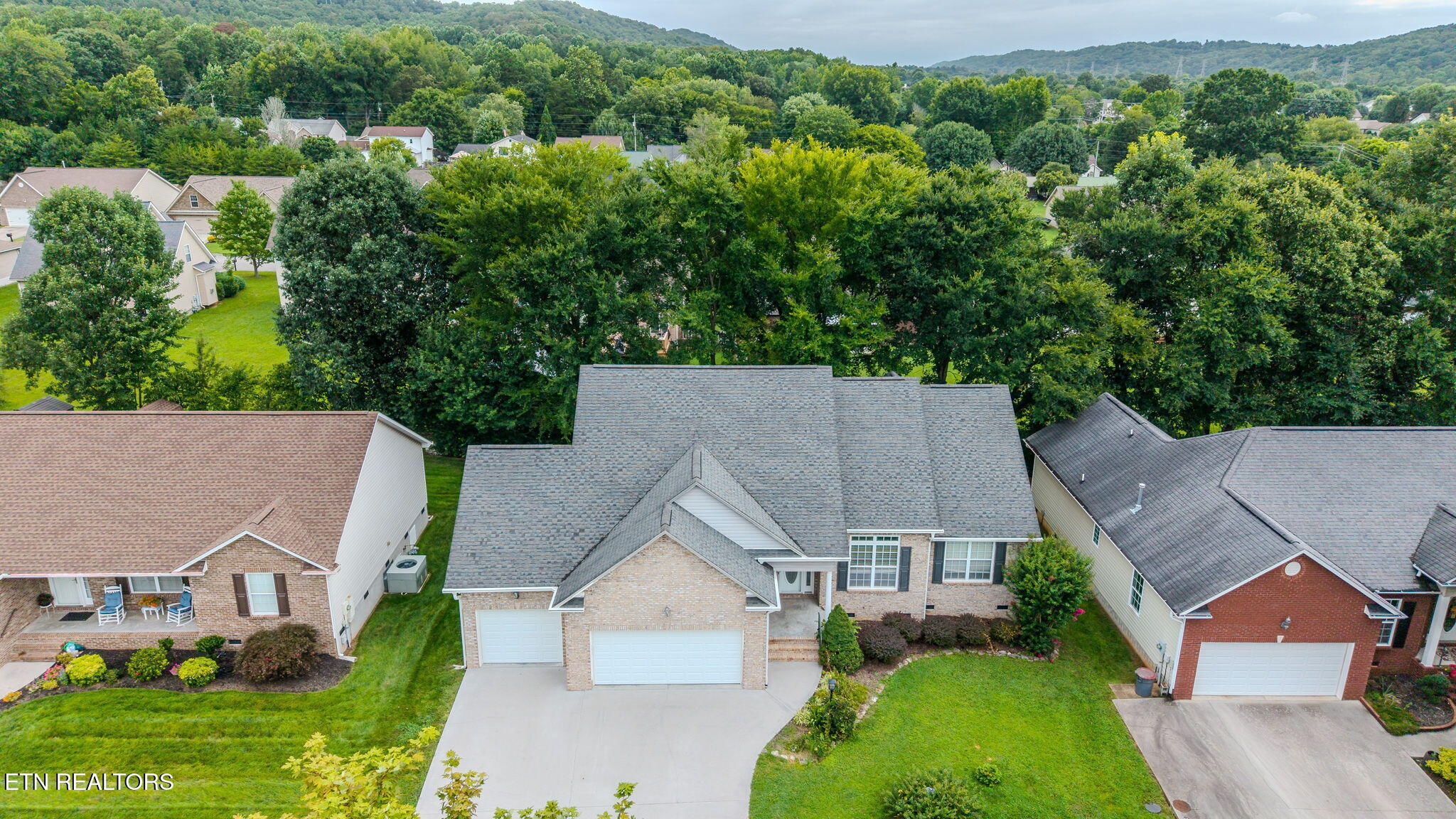 6828 Amberfield Lane Knoxville TN 37918