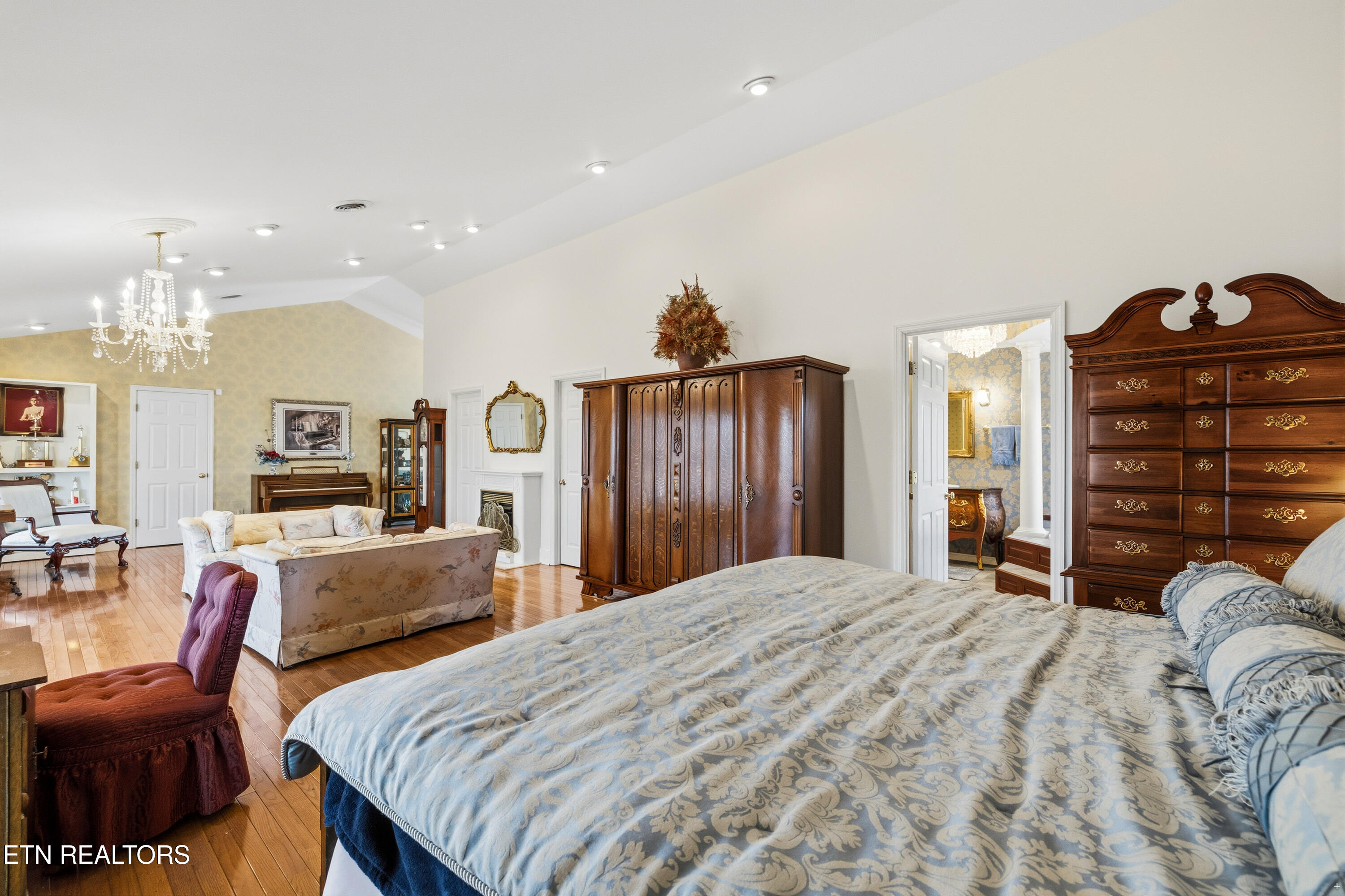 2947 Sam James Road Maryville TN 37803