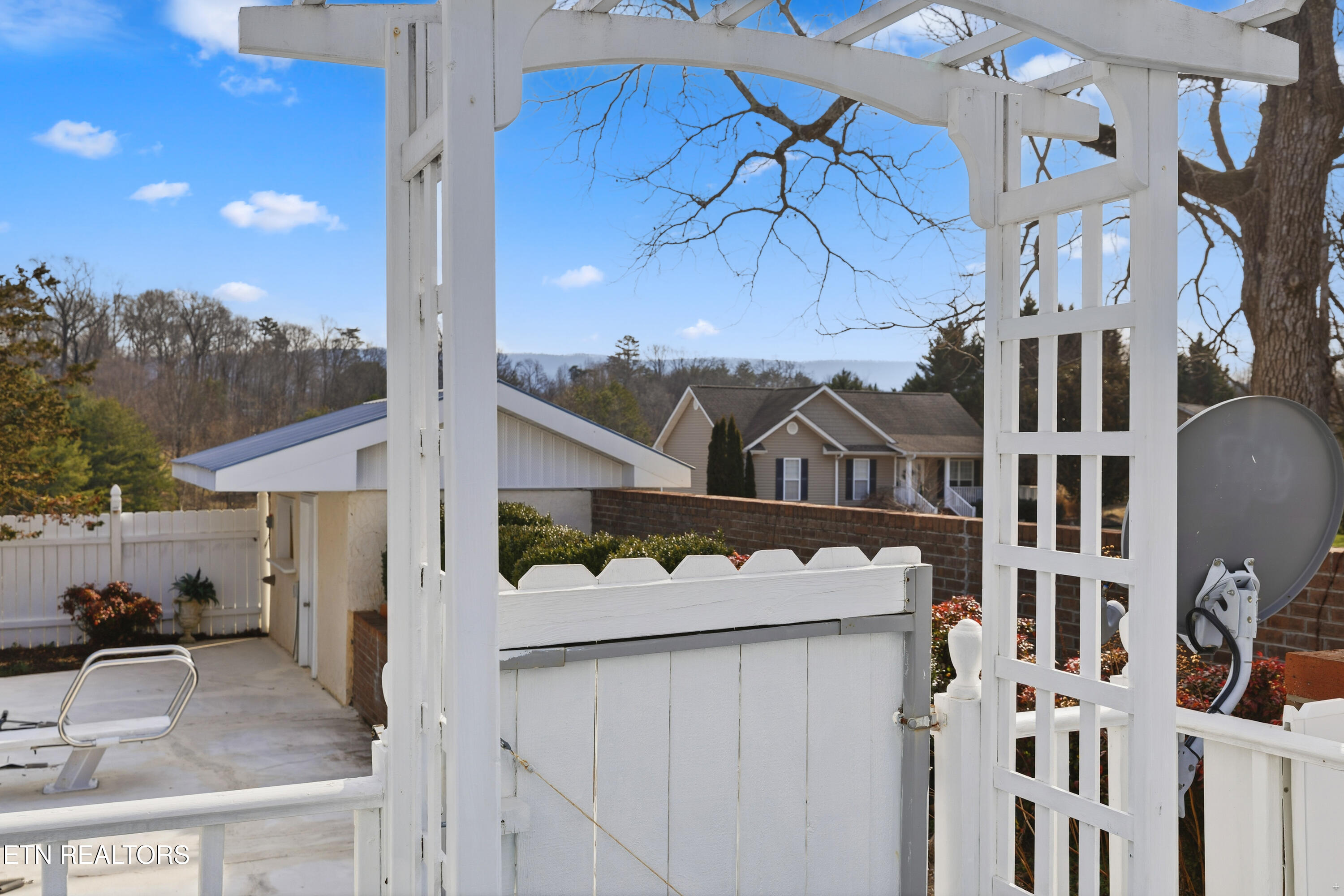 2947 Sam James Road Maryville TN 37803