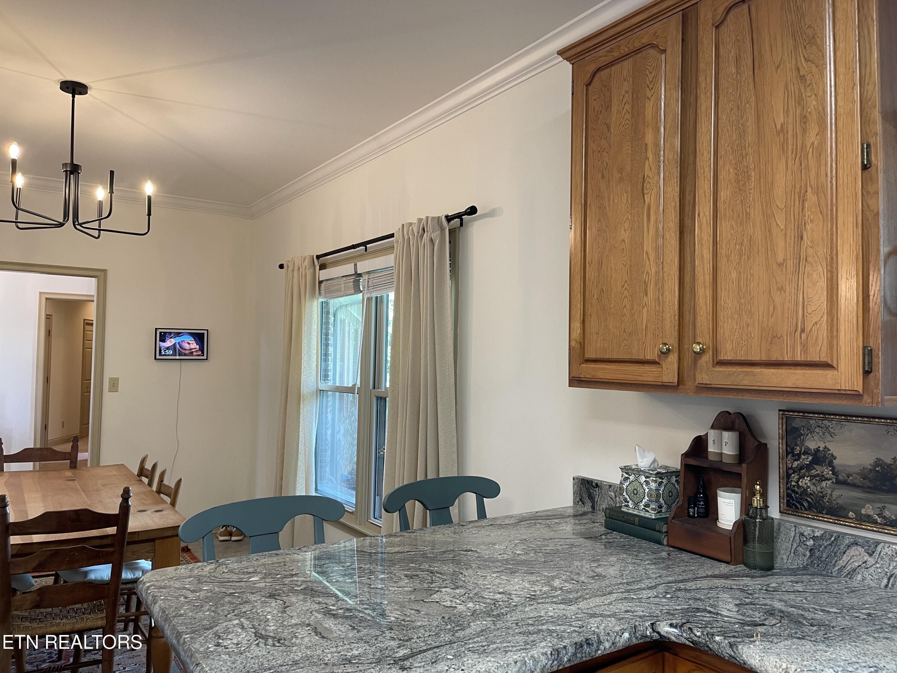 103 Farmington Place Clinton TN 37716