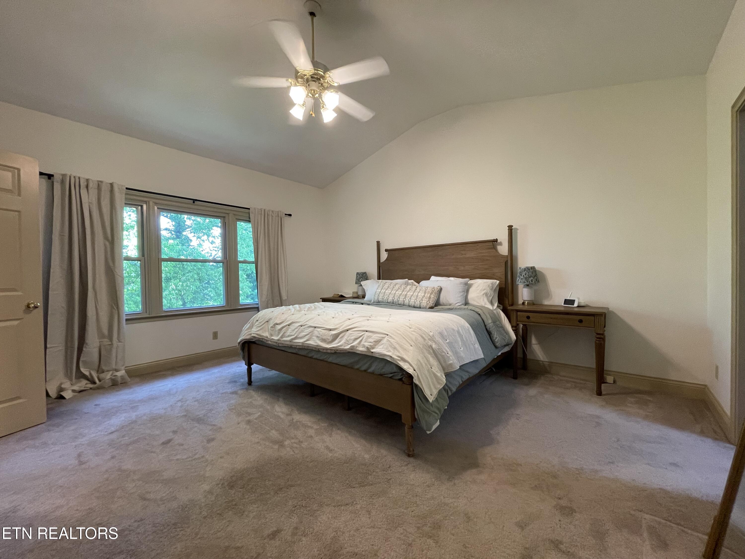 103 Farmington Place Clinton TN 37716