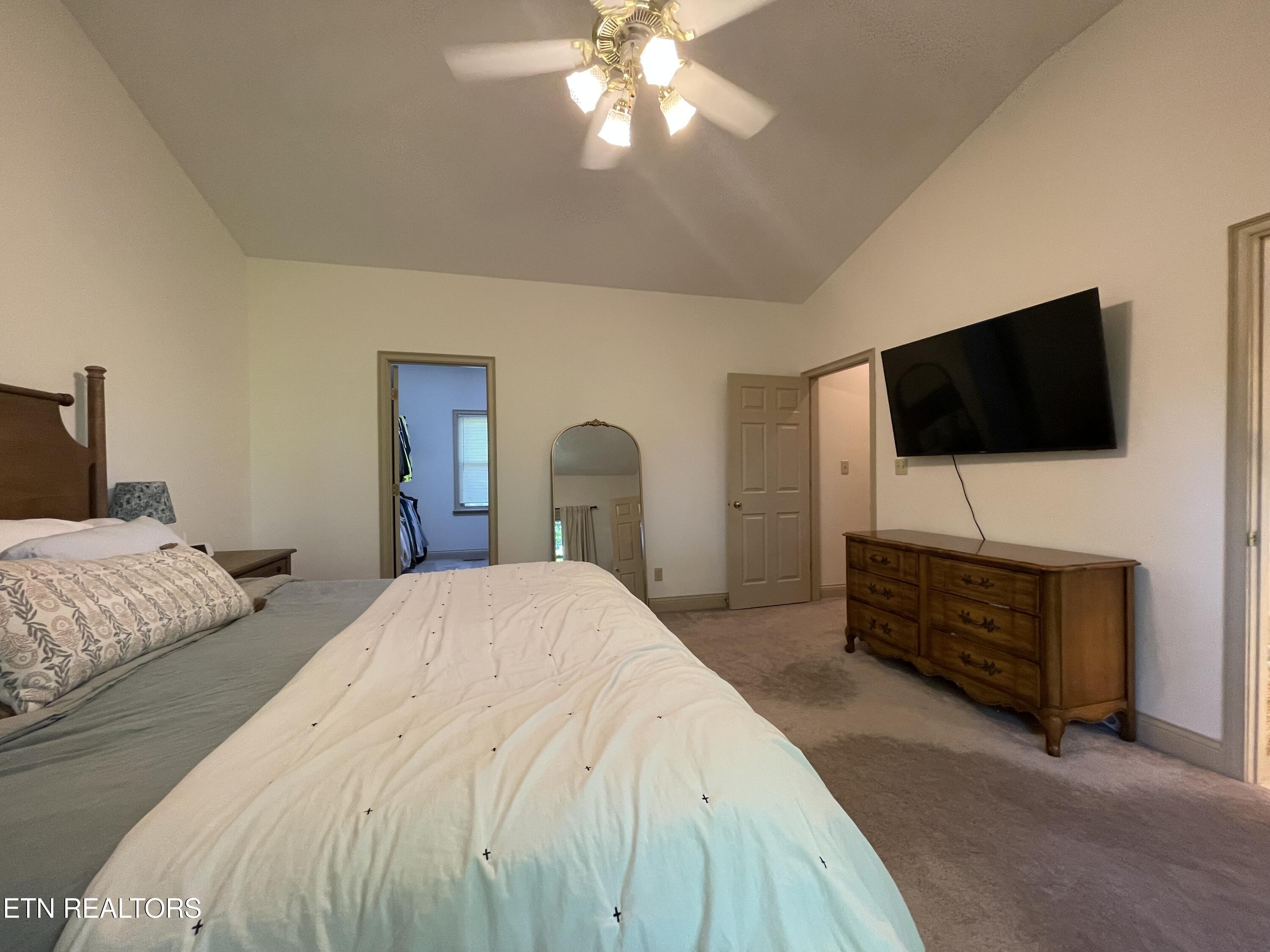 103 Farmington Place Clinton TN 37716
