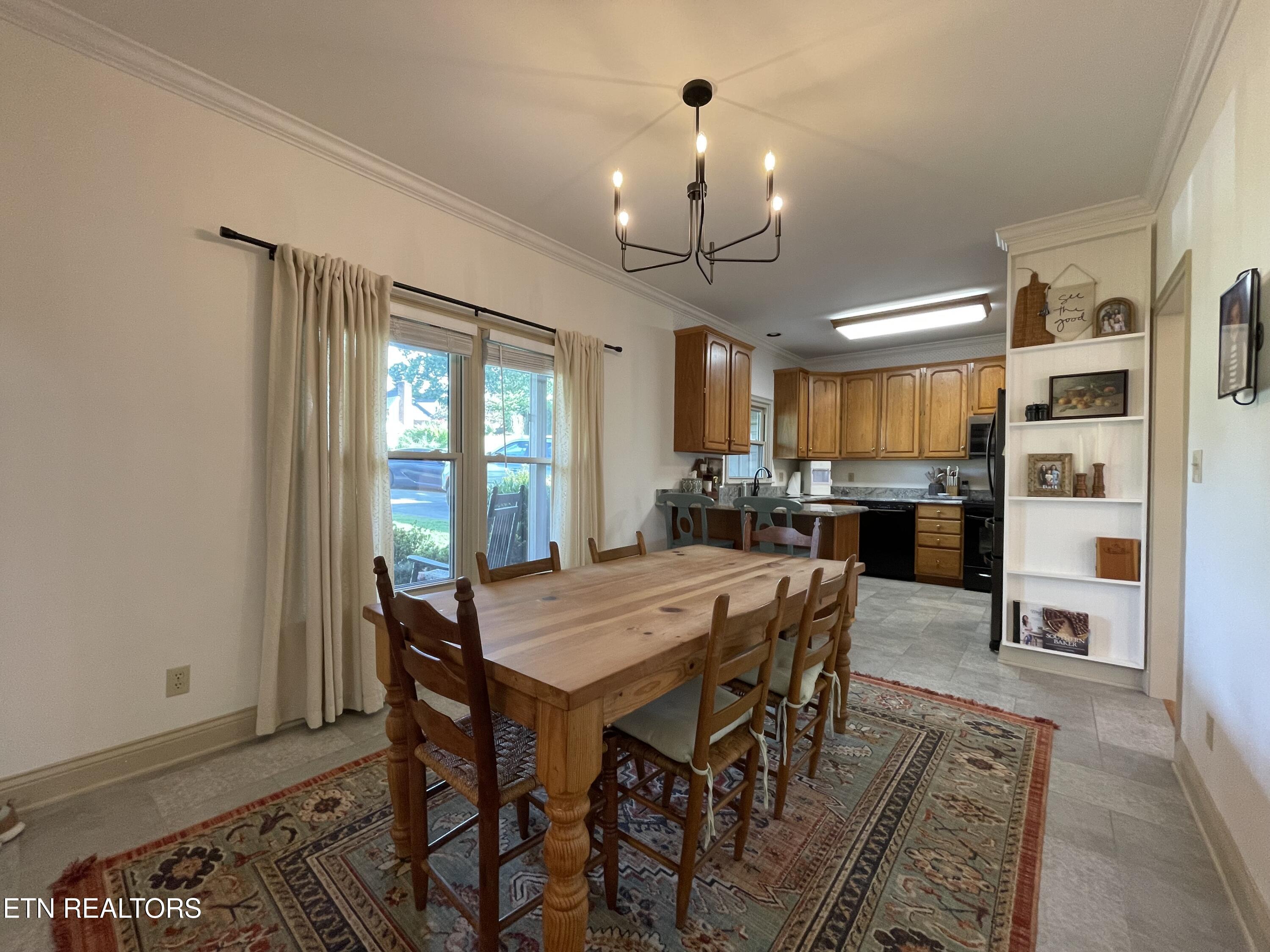 103 Farmington Place Clinton TN 37716