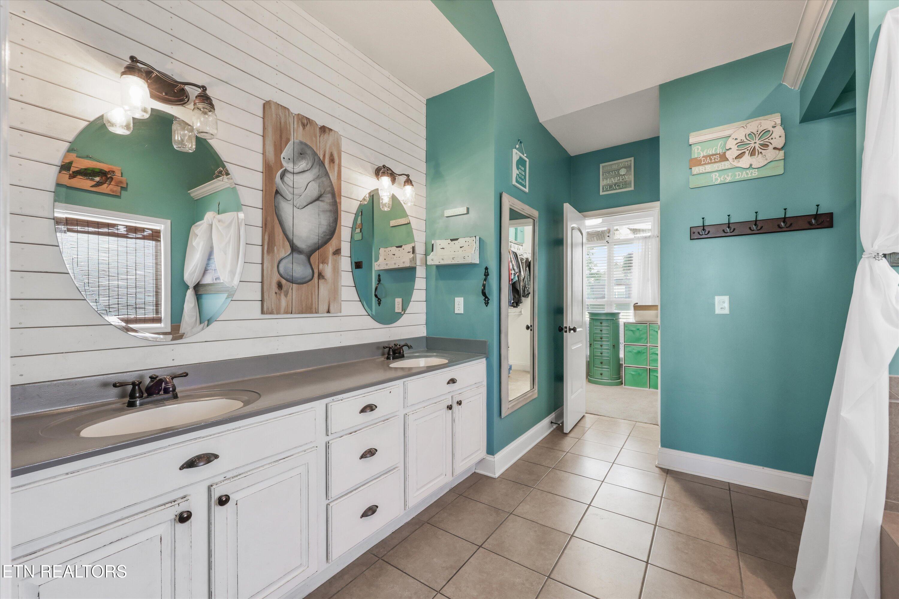 1463 Benjamin Boulevard Sevierville TN 37876