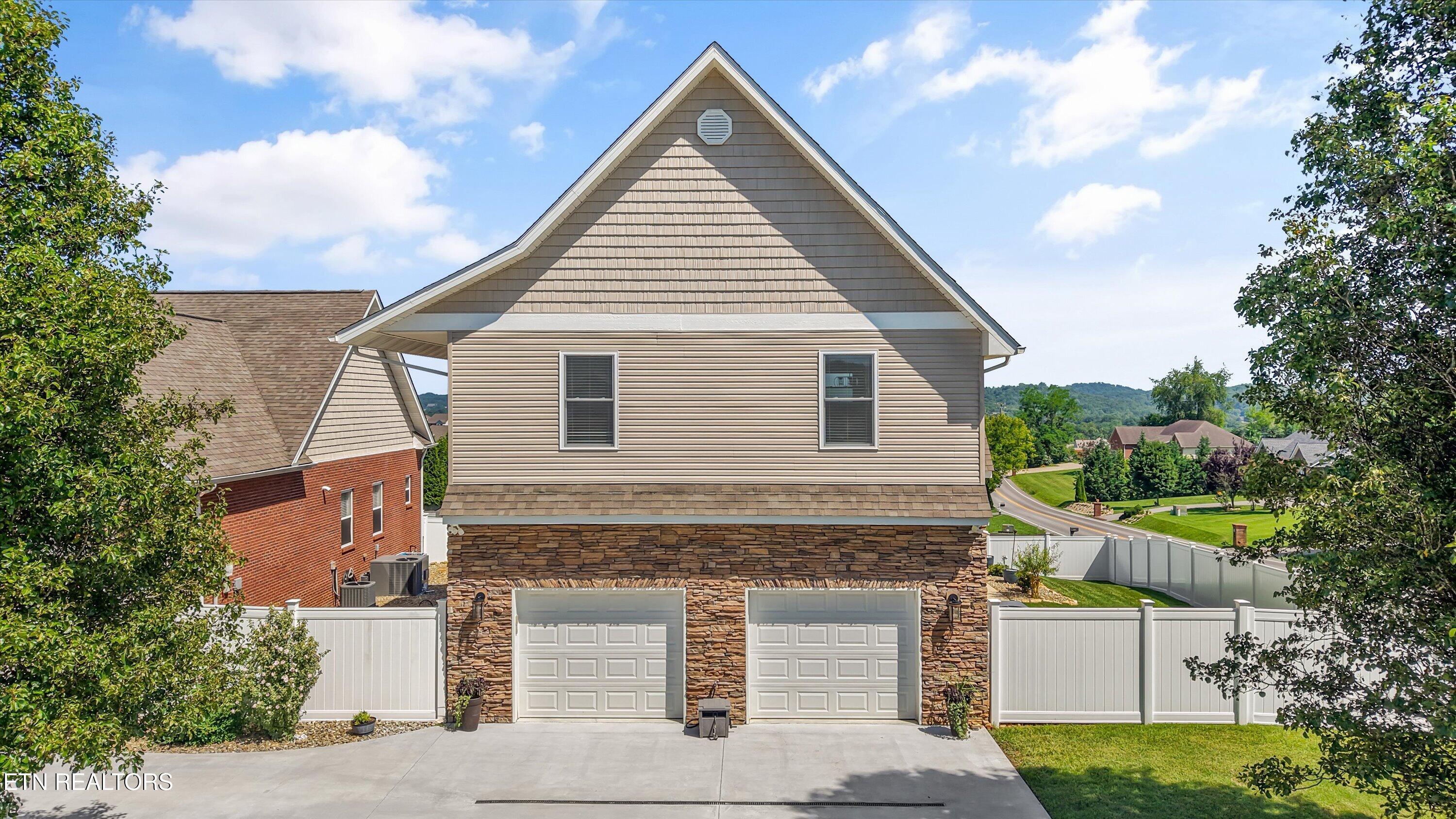 1463 Benjamin Boulevard Sevierville TN 37876